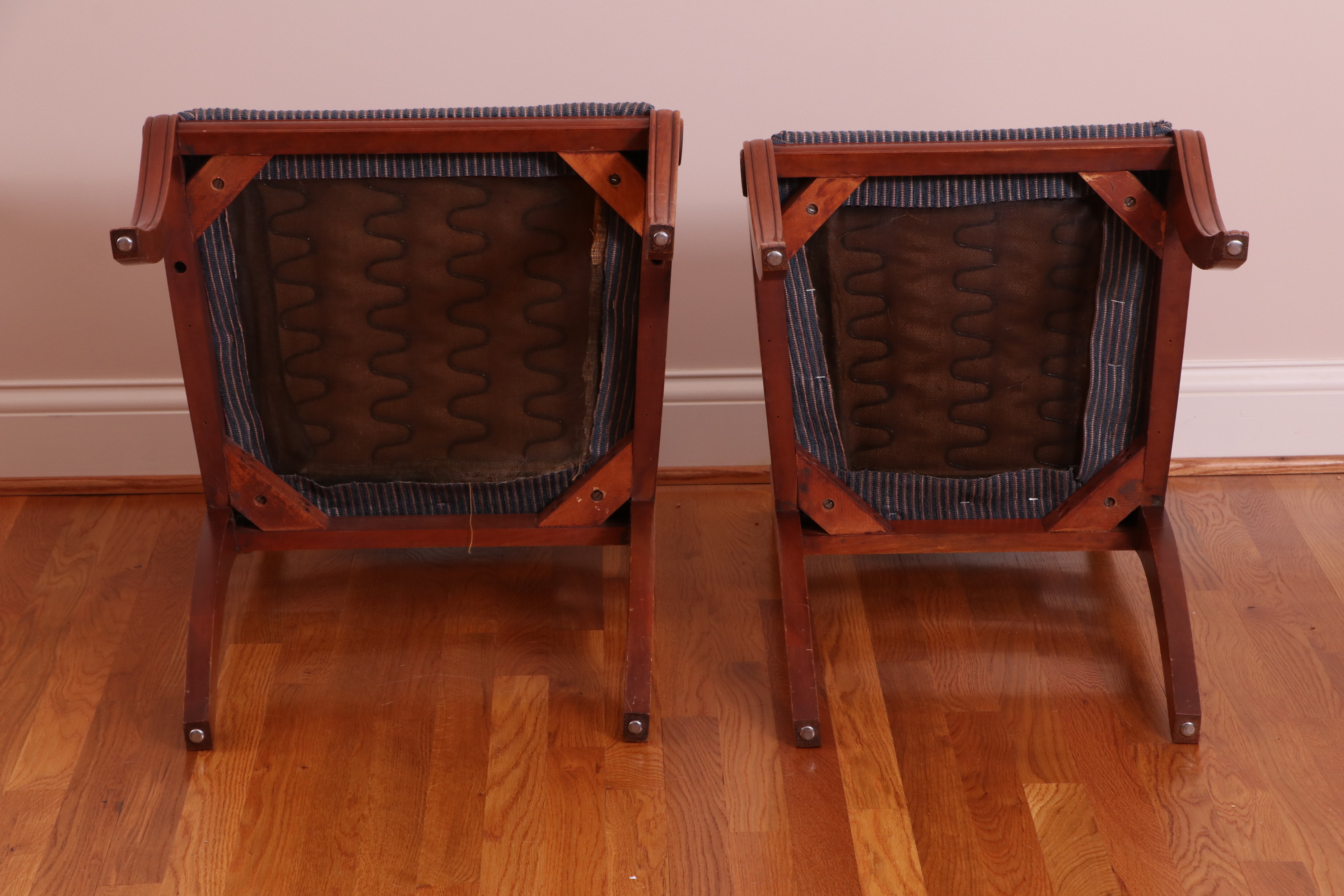 Willett "Wildwood" Cherry Barley Twist Gate-Leg Dining Table with Chairs