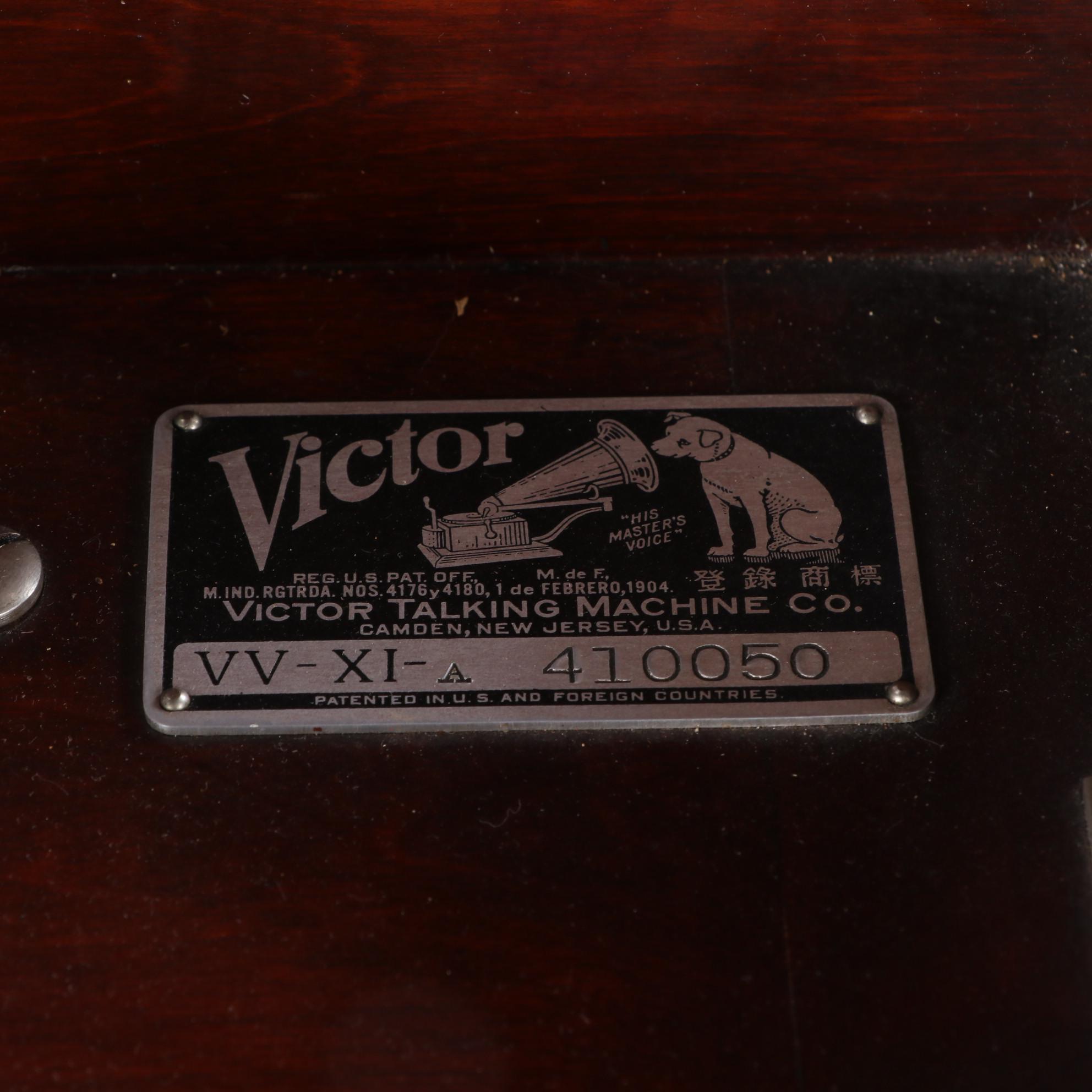 Victrola XIA "Talking Machine" Mahogany Record Player Cabinet, Early/Mid 20th C