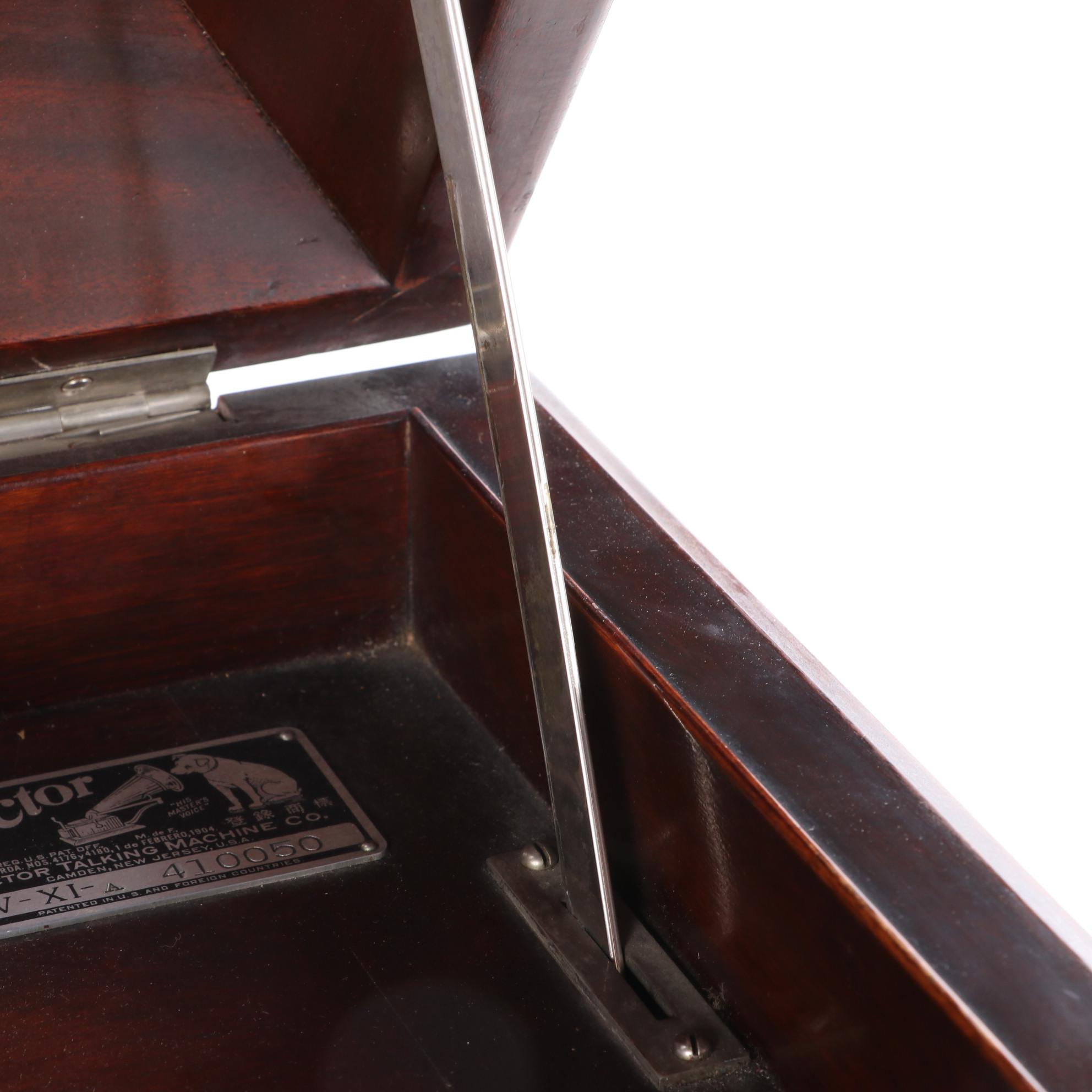 Victrola XIA "Talking Machine" Mahogany Record Player Cabinet, Early/Mid 20th C