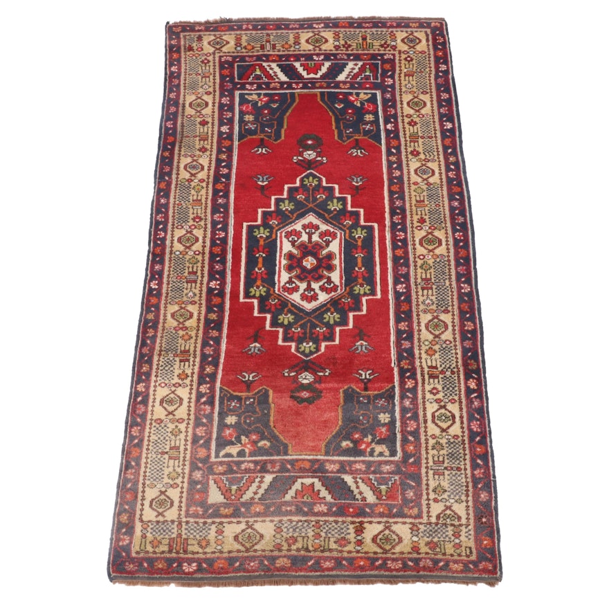 4'3 x 8'8 Hand-Knotted Turkish Yuksel Hali Taspinar Wool Rug