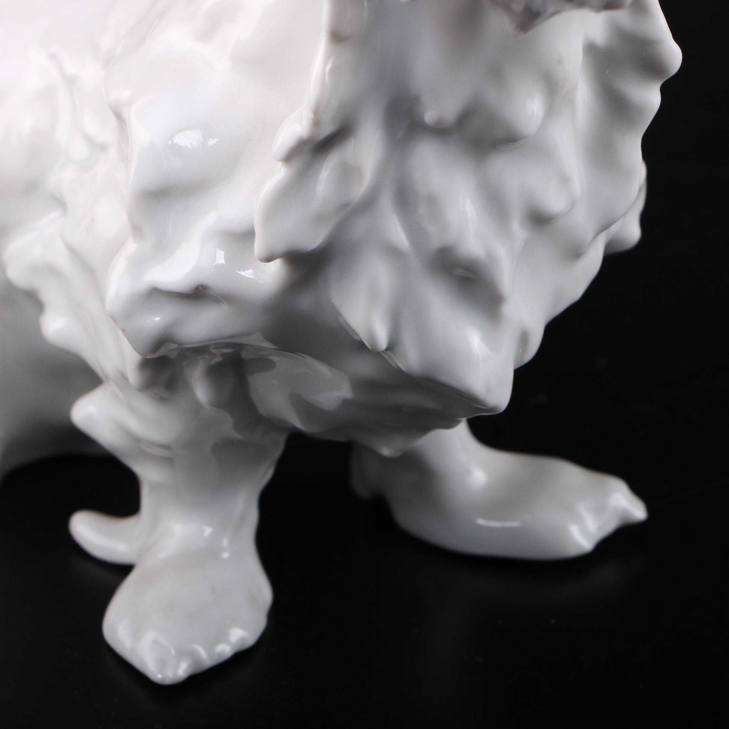 Herend White Porcelain Dachshund Figurine