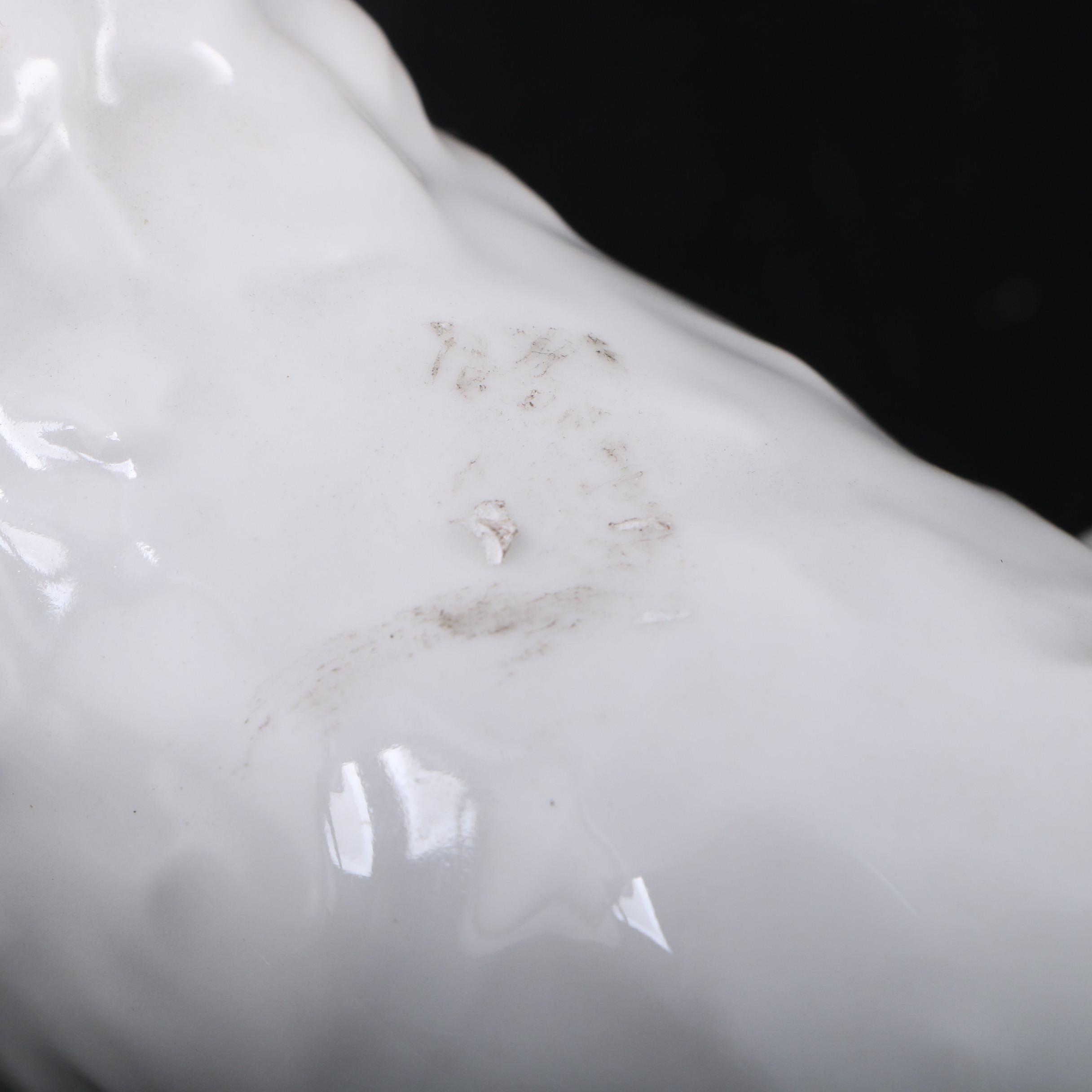 Herend White Porcelain Dachshund Figurine