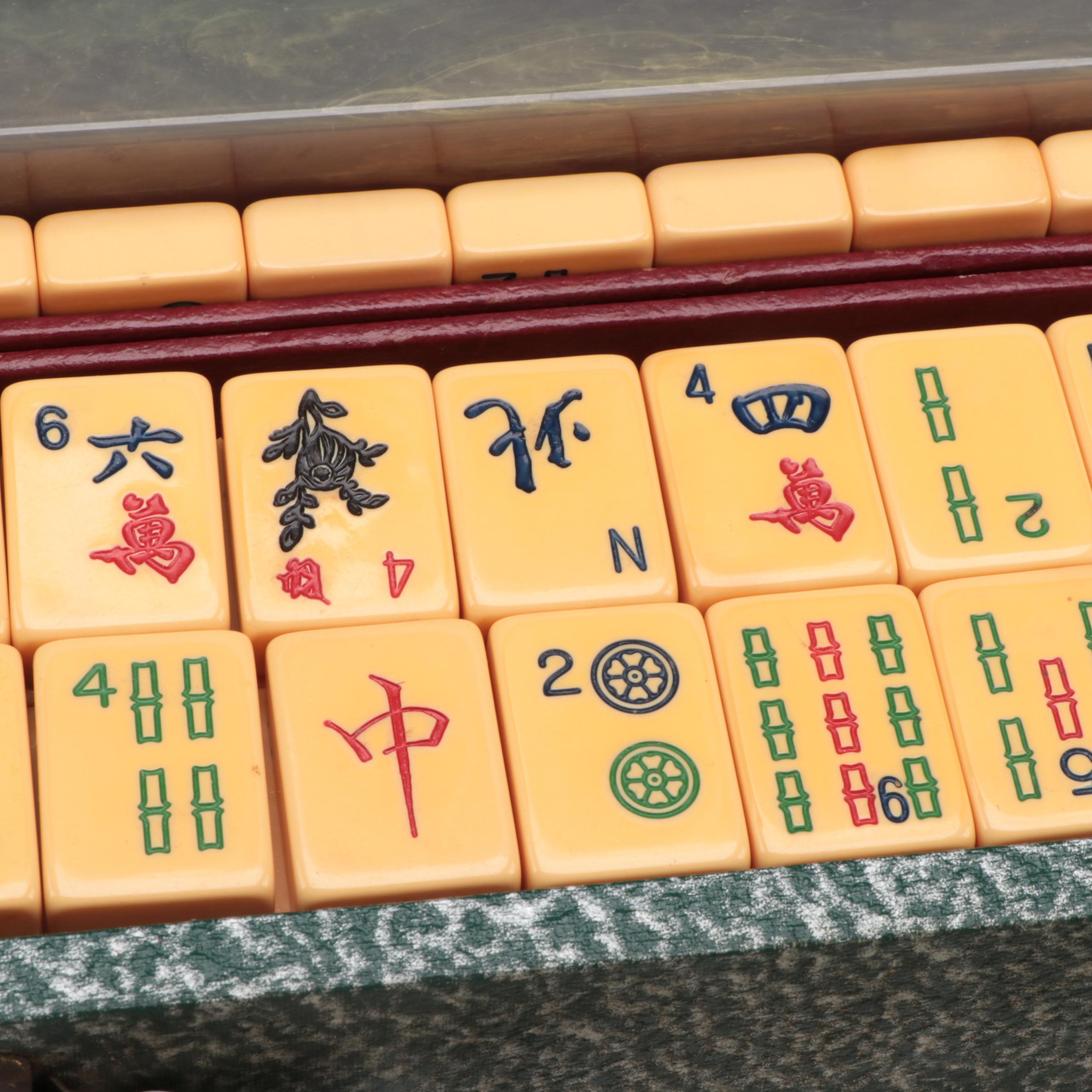 Royal Depth Control Genuine Catalin Mah Jongg Set, Vintage