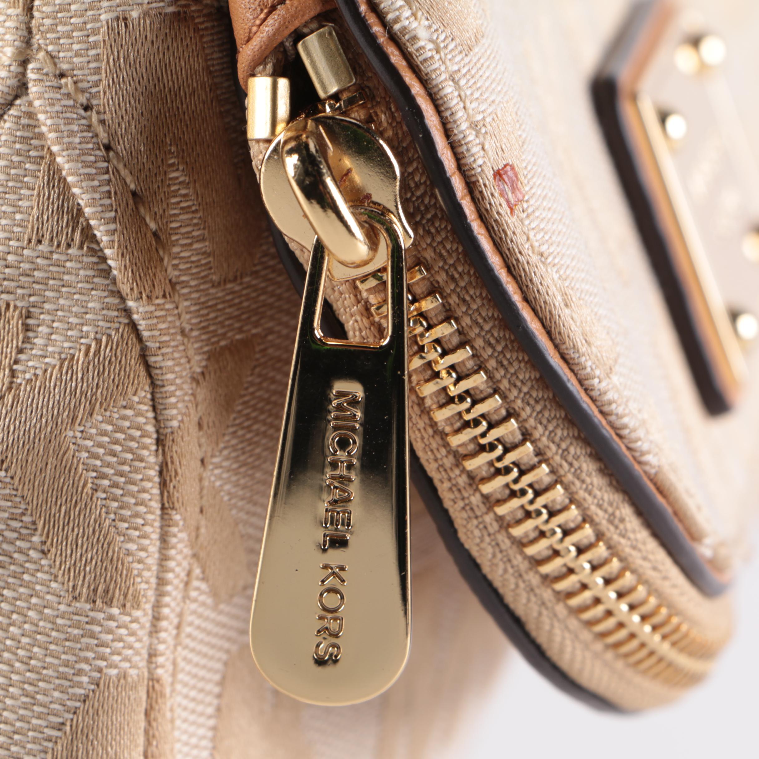 MICHAEL Michael Kors Beige Fabric Crossbody Bag with Leather Chain Link Strap