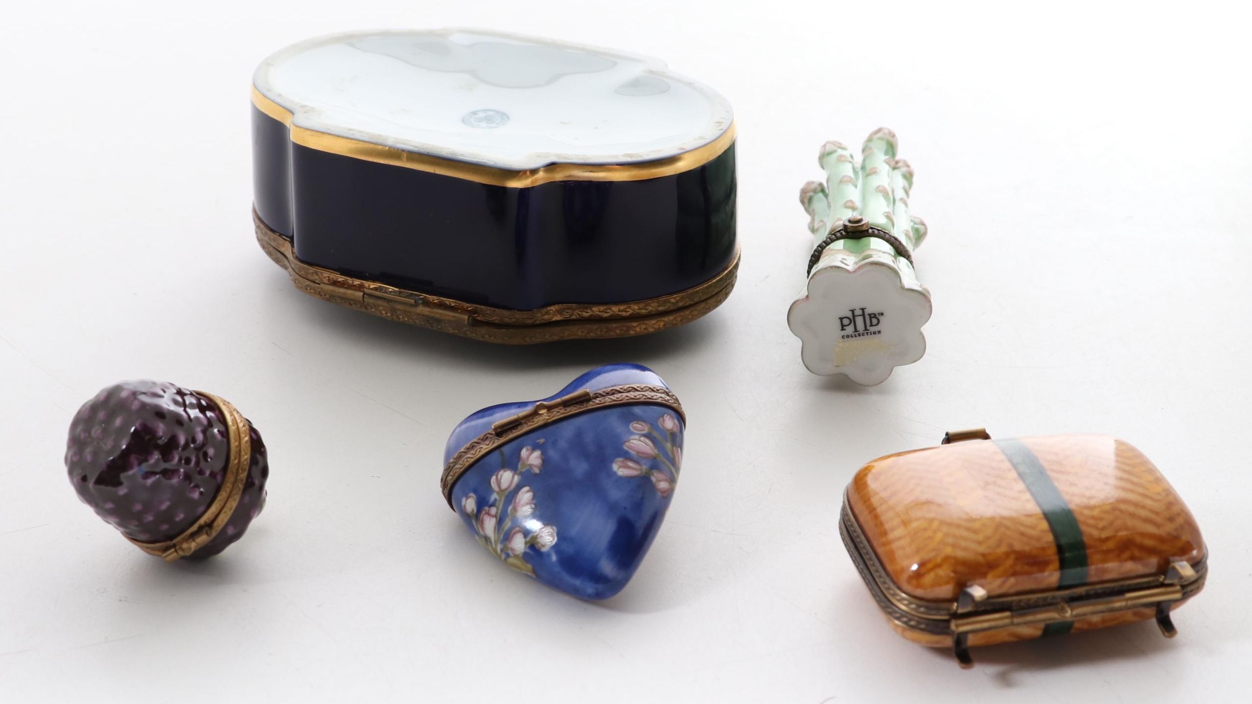 Hand-Painted Blackberry Limoges Porcelain Snuff Box with Other Decorative Boxes