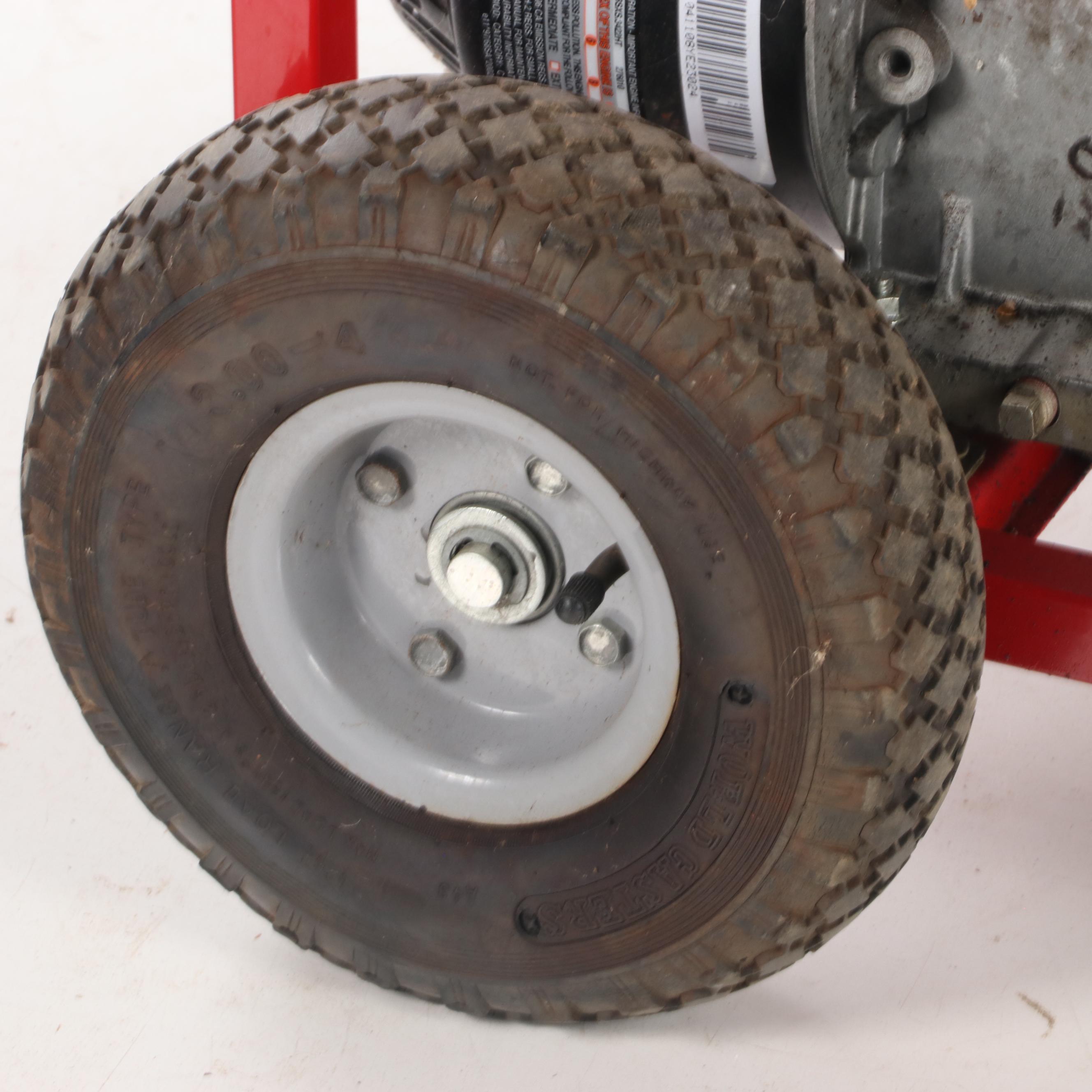 Troy-Bilt 5550 Watt Portable Gasoline-Powered Generator