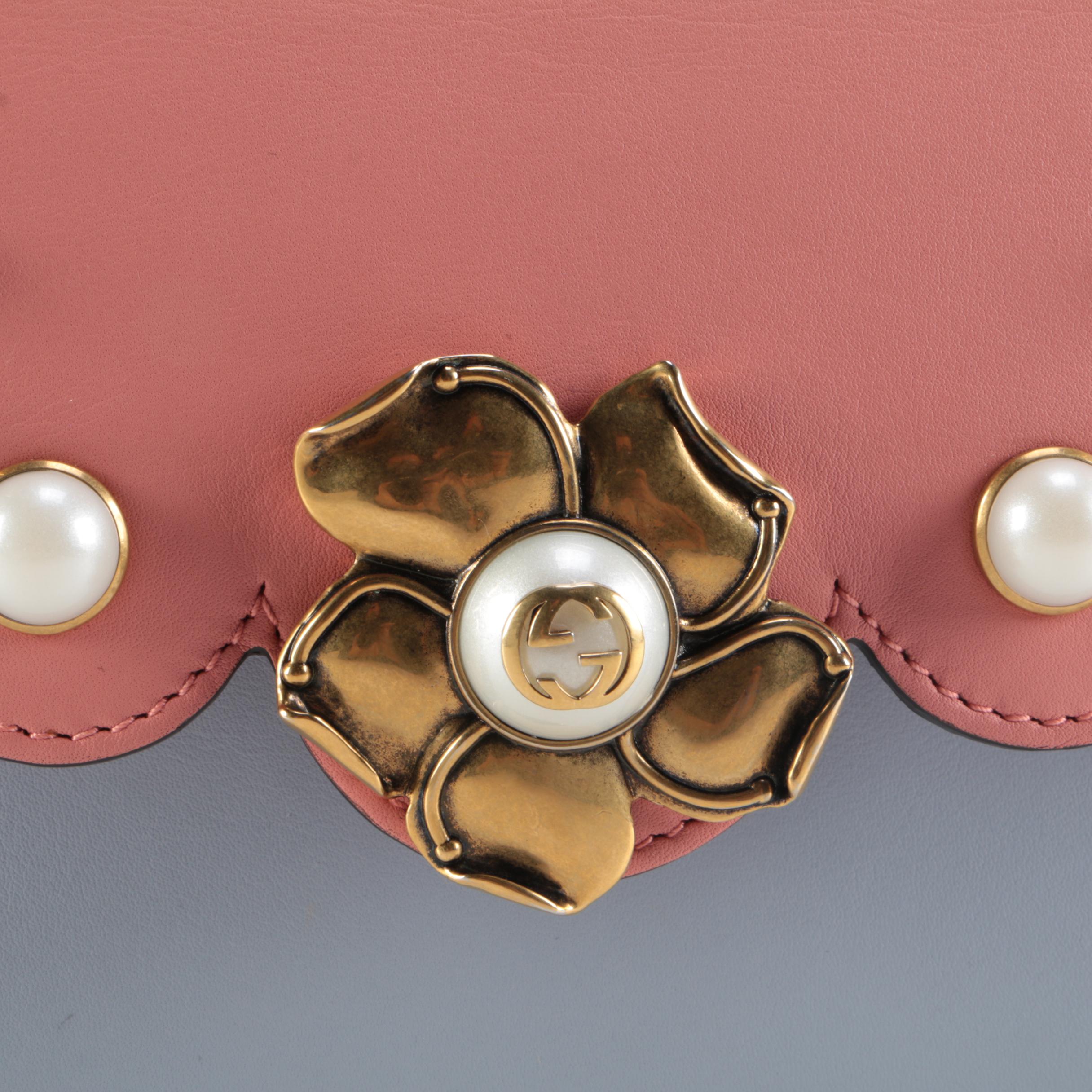 Gucci Pearly Peony Small Shoulder Bag in Contrasting Leather
