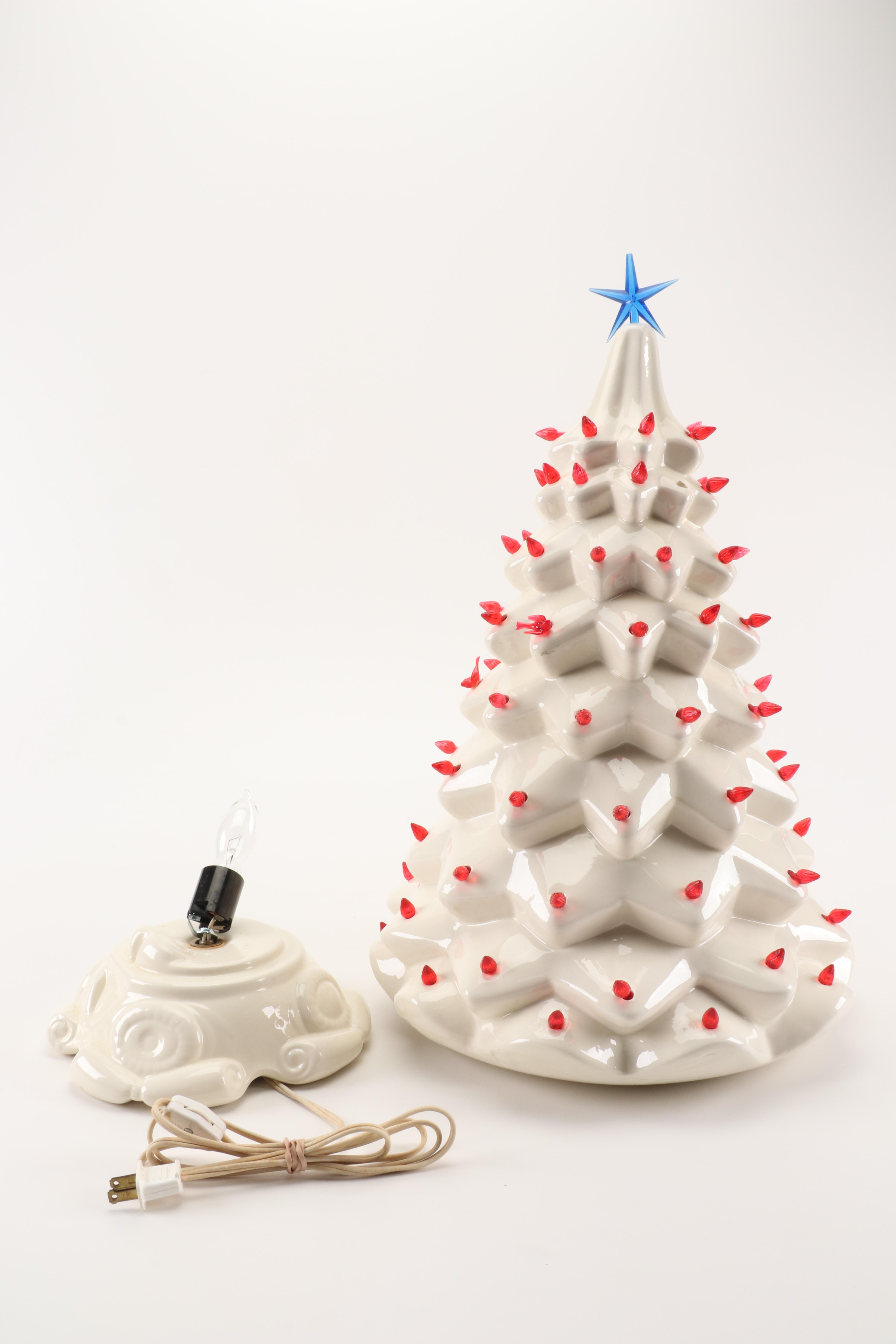 Atlantic Mold Illuminated White Ceramic Christmas Tree, 1983