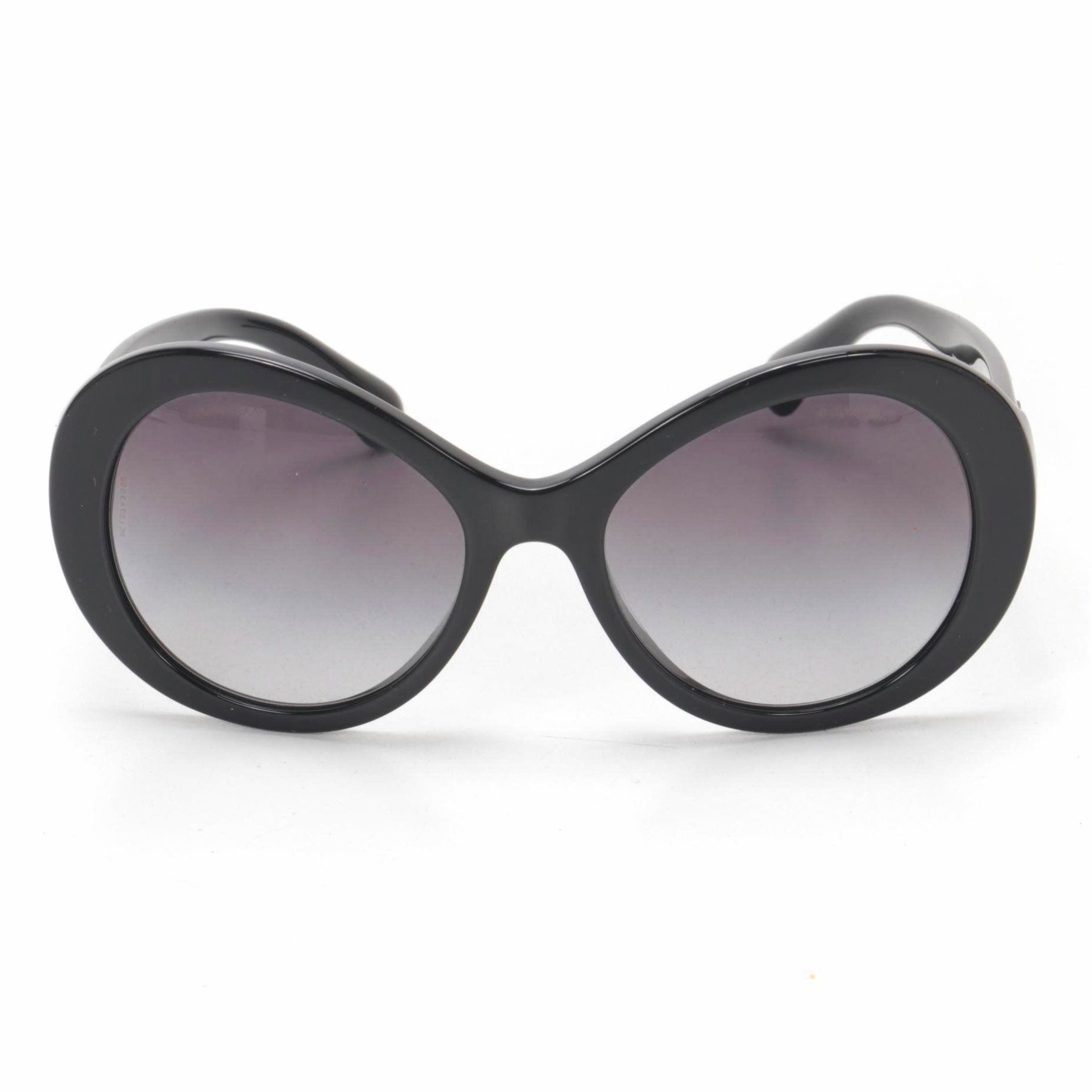 Chanel 5372-A Black CC Logo Gray Gradient Sunglasses with Case