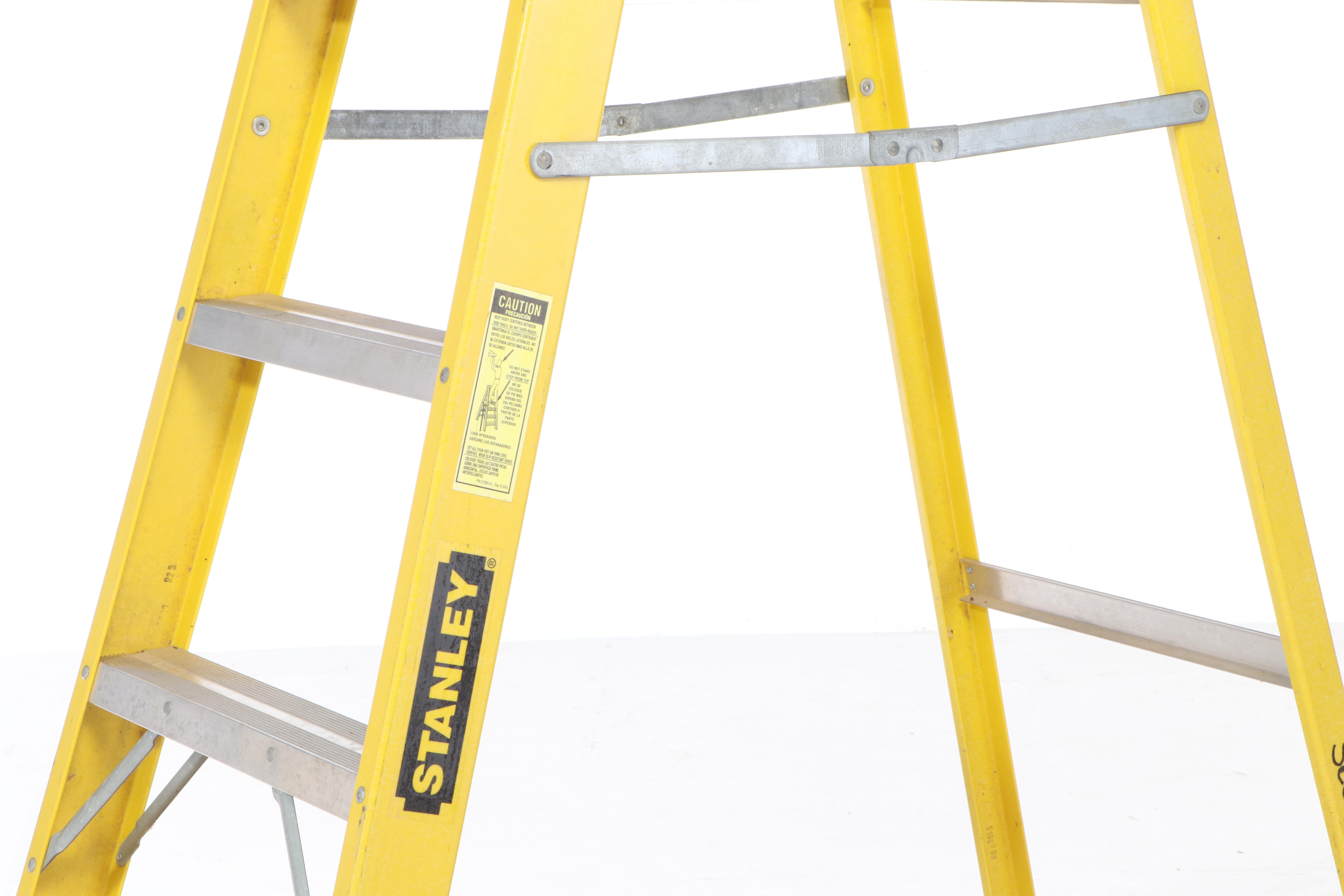 Stanley Fiberglass and Aluminum 8-Foot Step Ladder