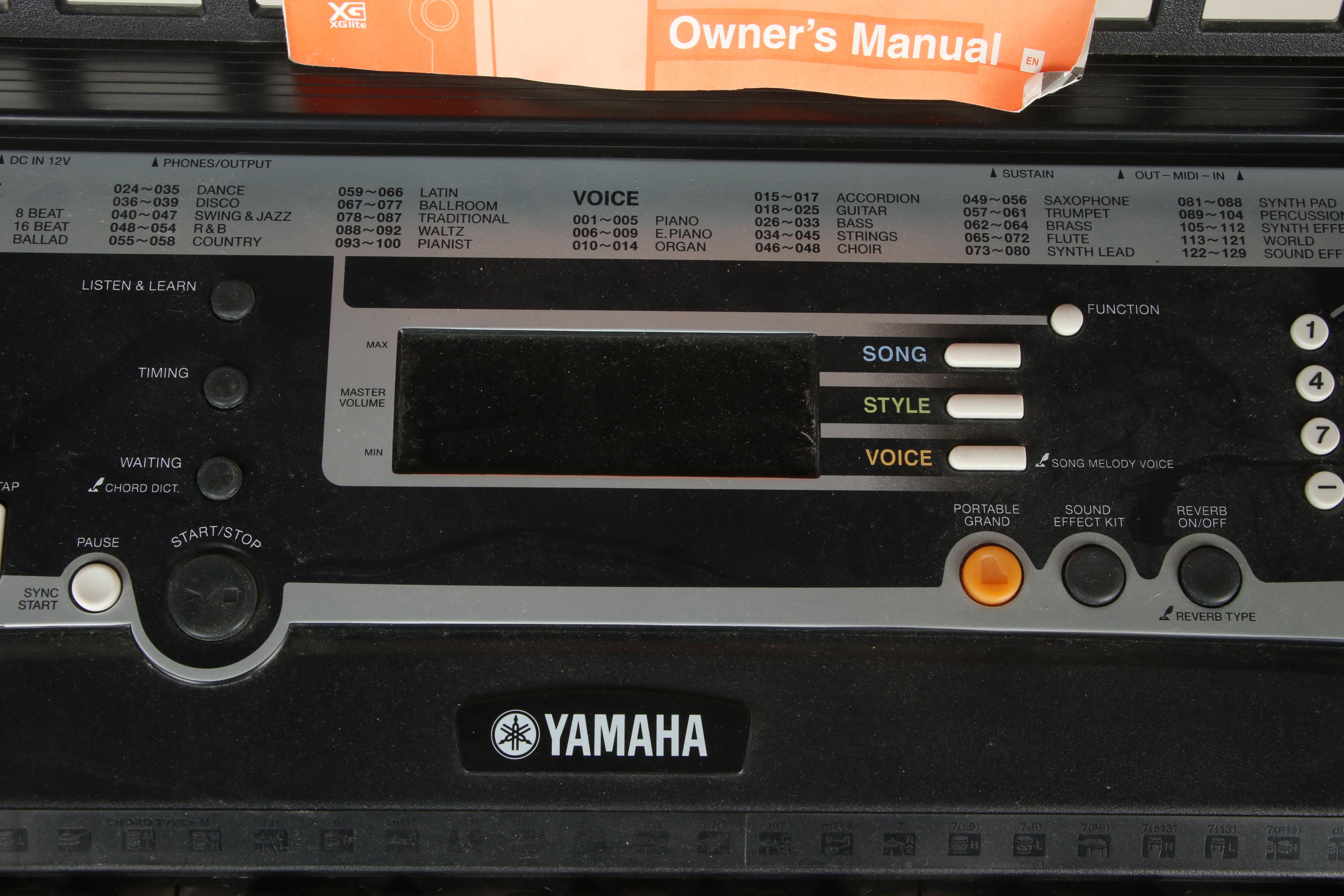 Yamaha Portatone PSR E213 Portable Keyboard with Stand