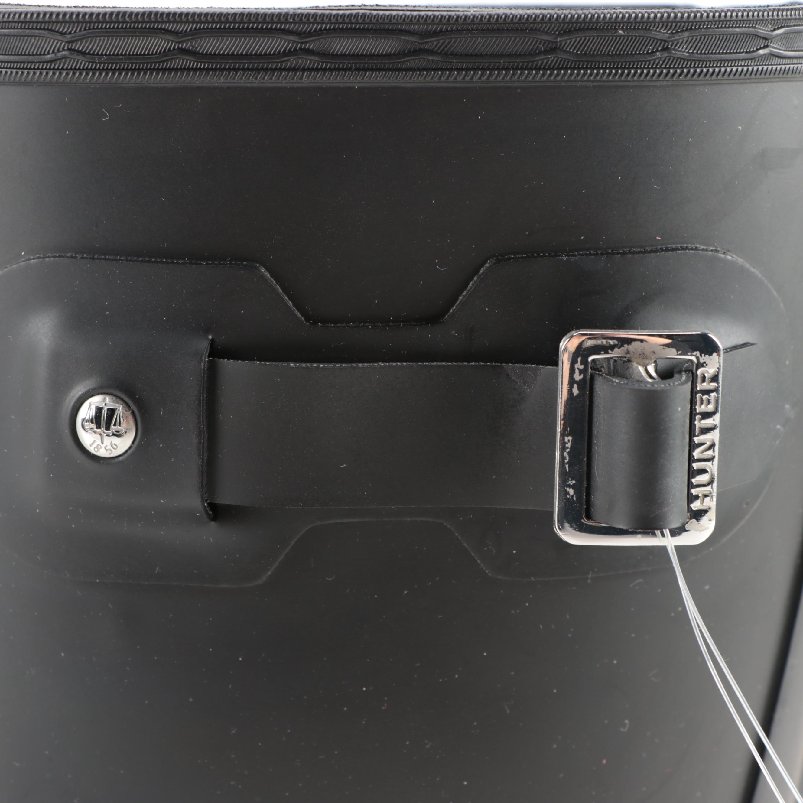 Hunter Original Short Rain Boots in Matte Black with Box, Size 8