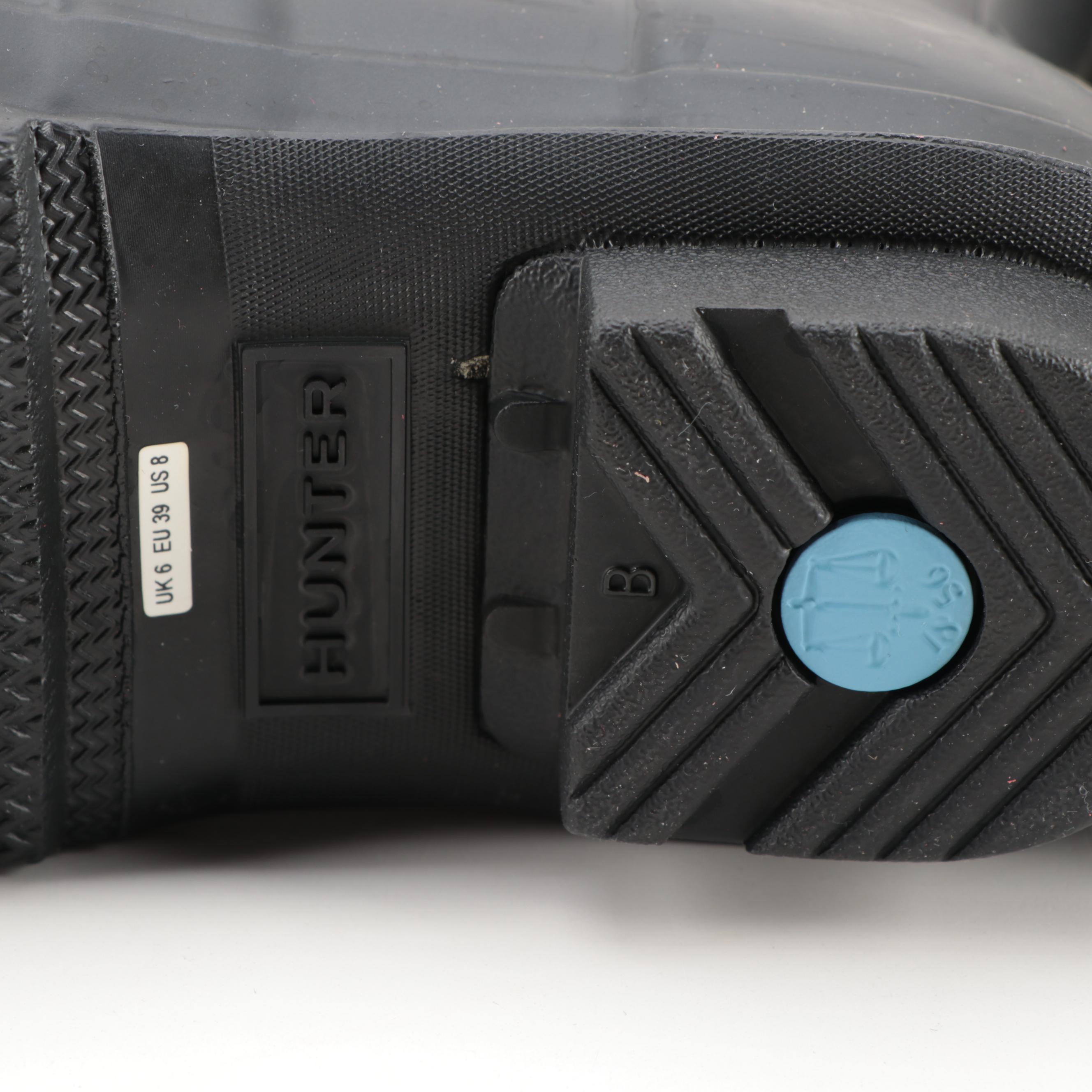 Hunter Original Short Rain Boots in Matte Black with Box, Size 8