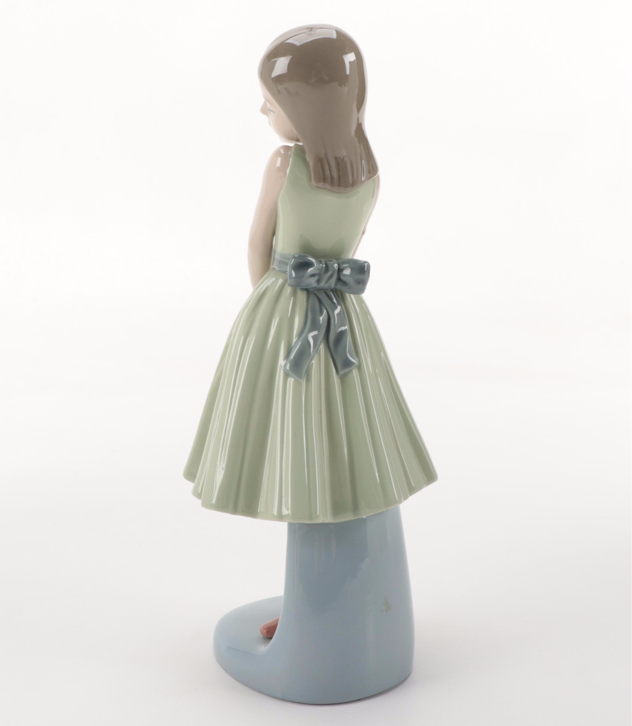 Lladró "Ballet Girl" with Other Nao by Lladró Porcelain Figurines