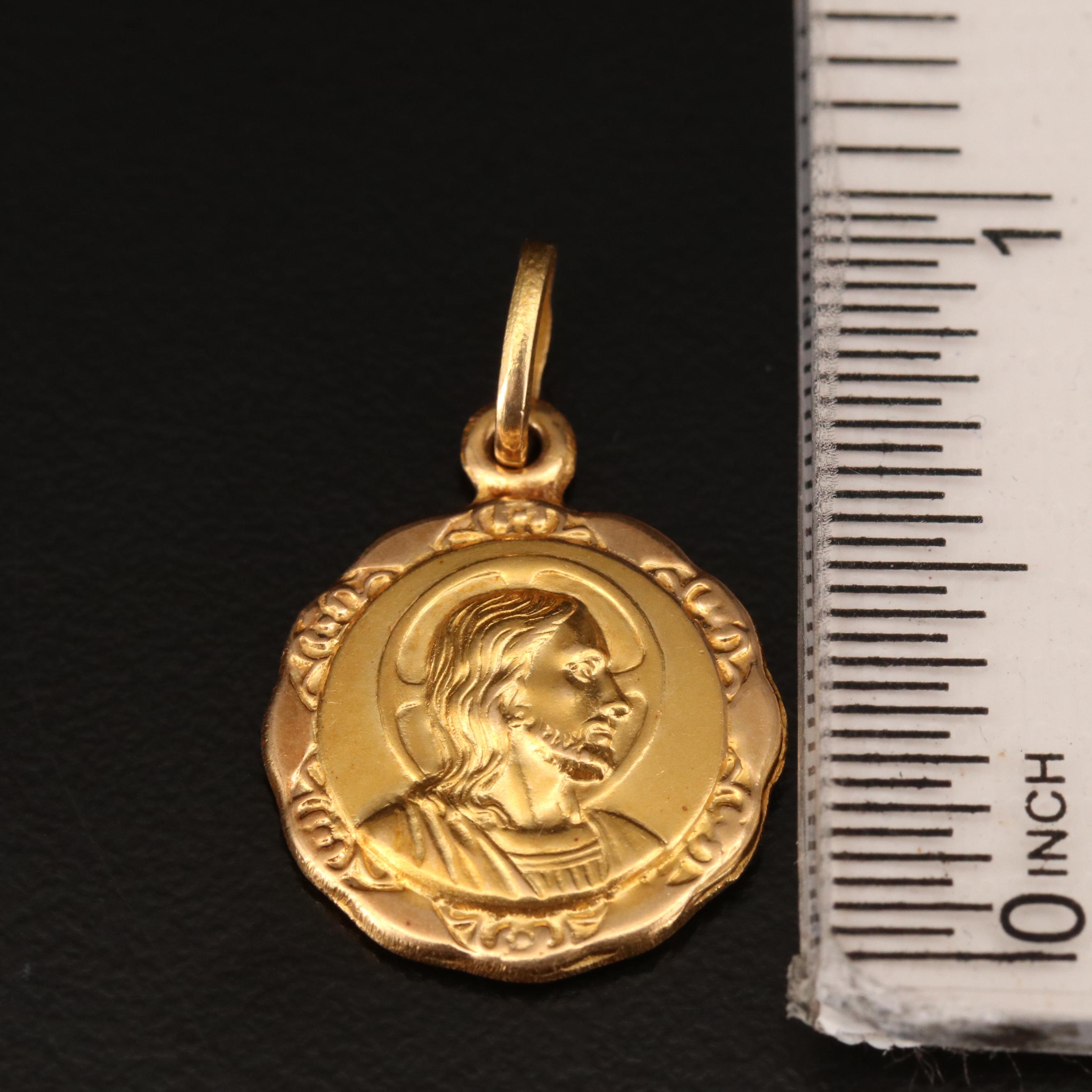 18K Dio Ti Protegga (God Protect You) Pendant