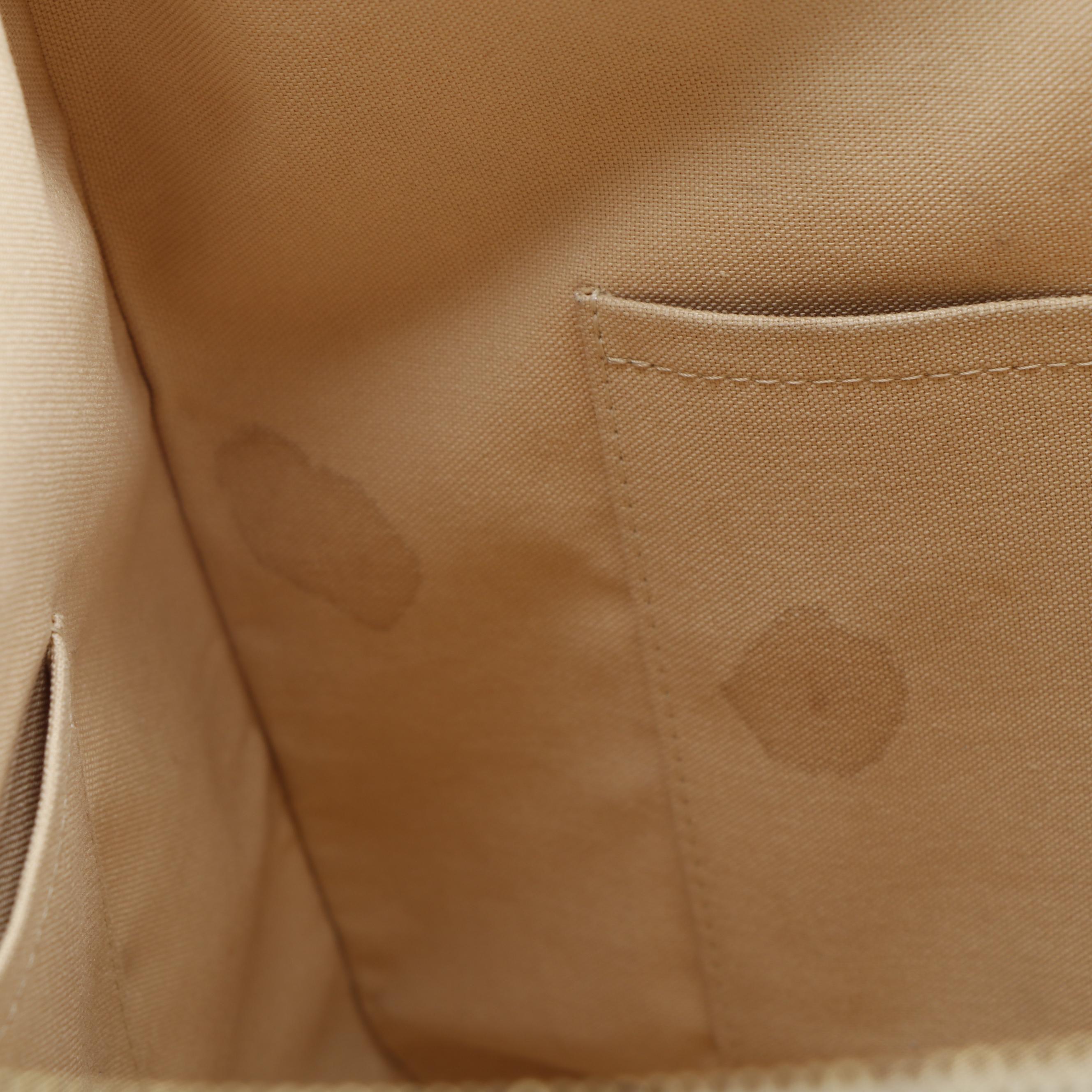 Louis Vuitton Totally MM in Damier Azur Canvas with Vachetta Leather Trim