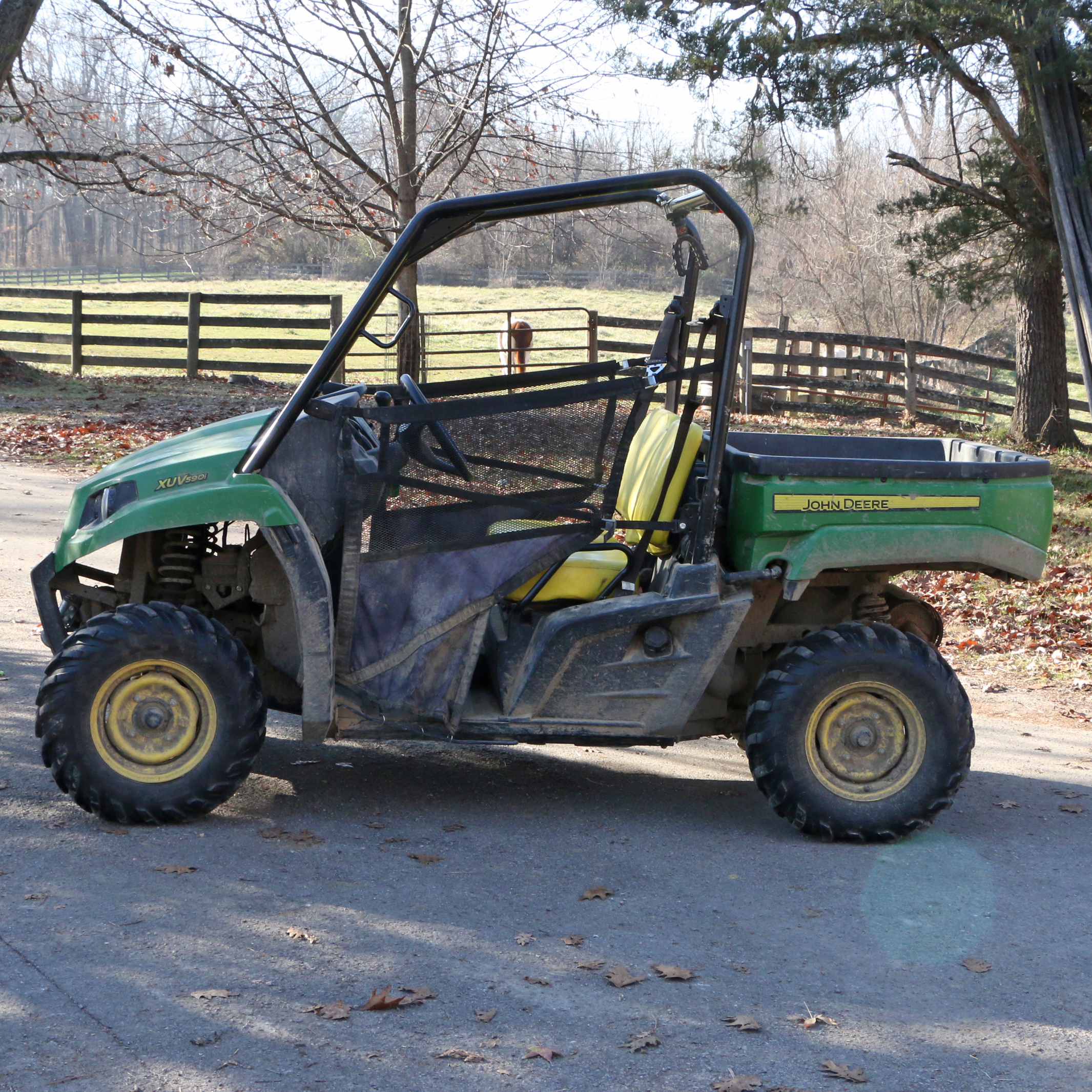 John Deere XUV590i Gator Crossover Utility Vehicle