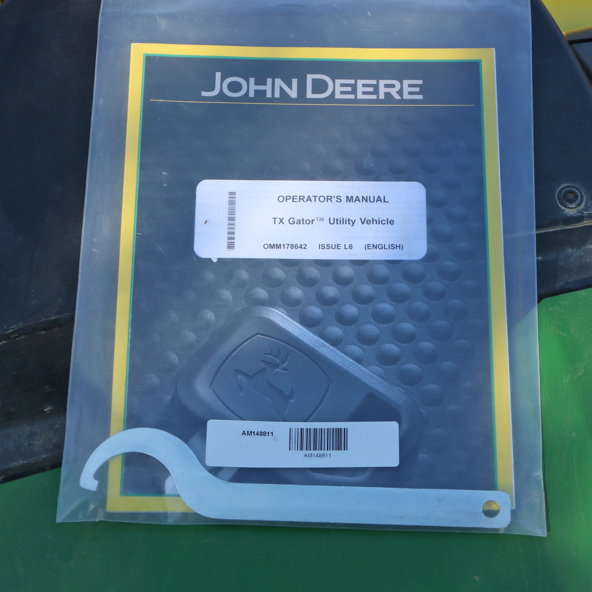 John Deere XUV590i Gator Crossover Utility Vehicle