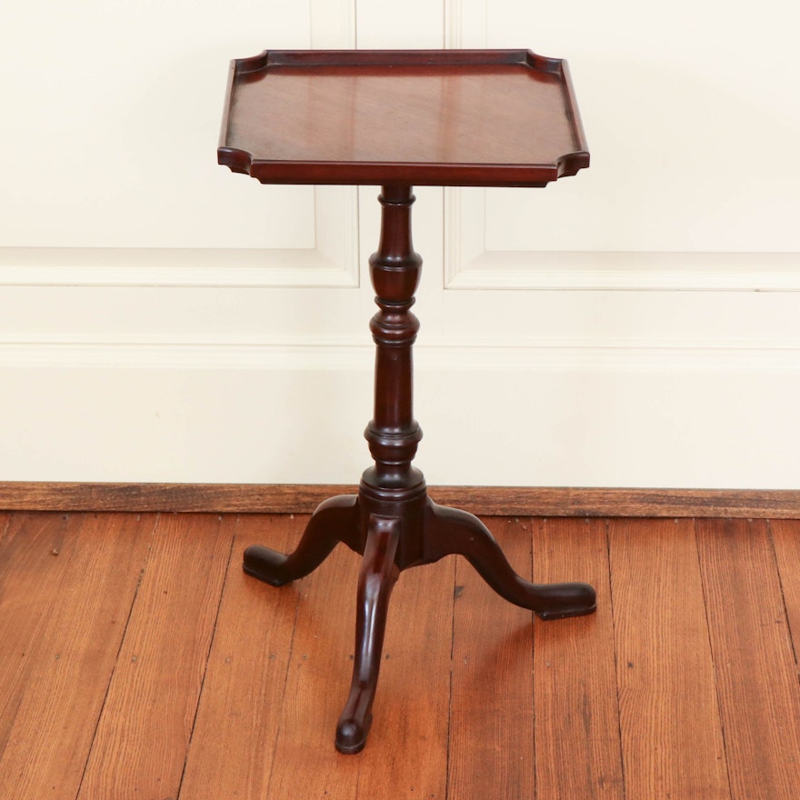 Queen Anne Style Mahogany Tripod Candlestand