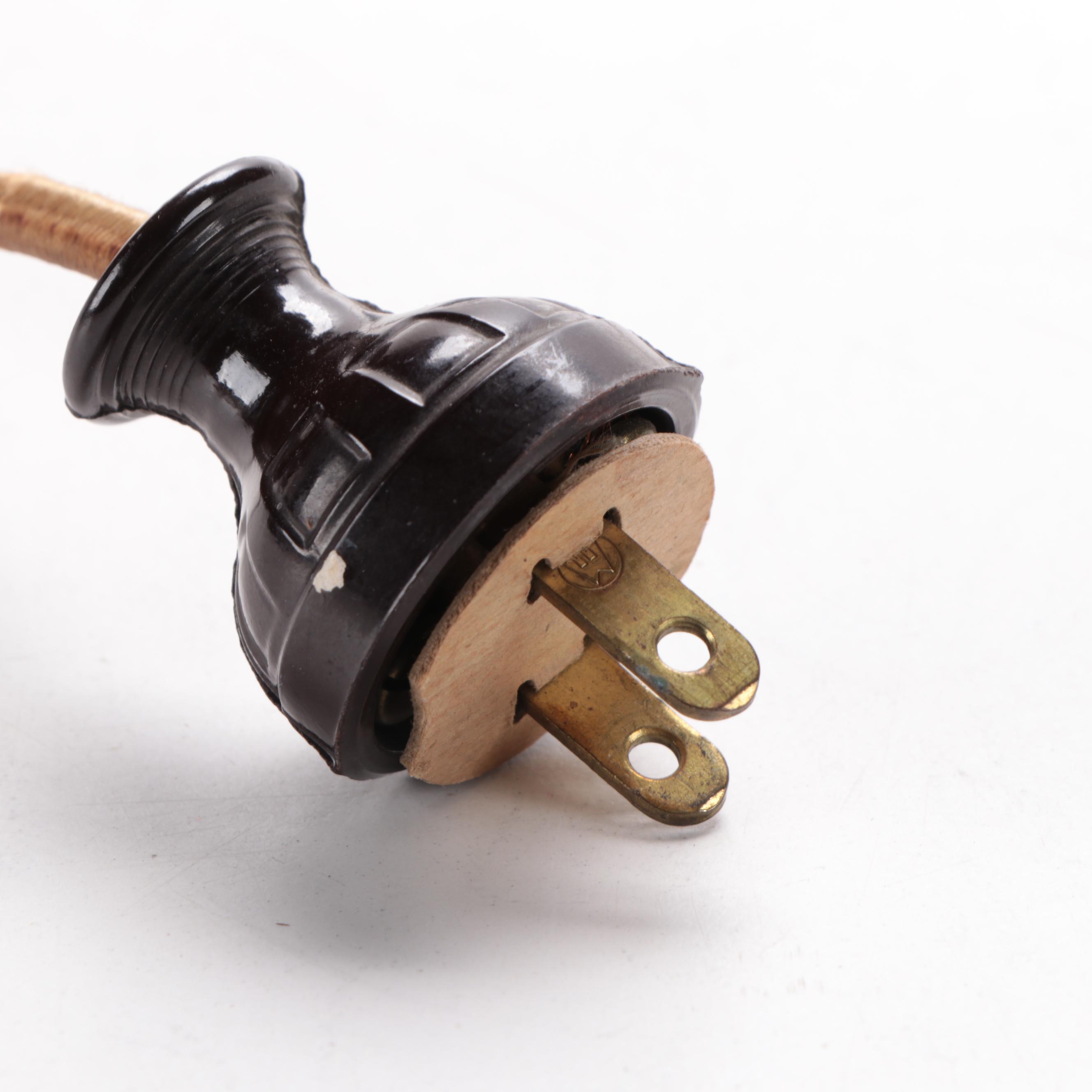 "Eastern Star" Art Deco Aerolux Neon Light Bulb with Ceramic Stand, circa 1938