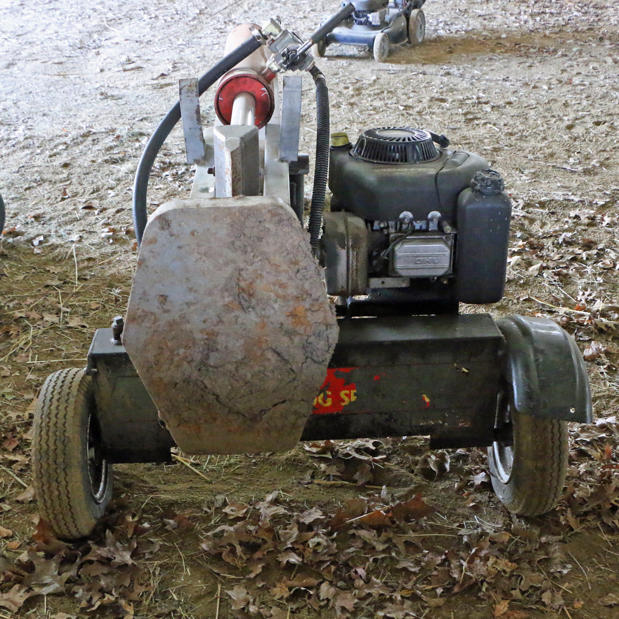 Tractor Supply Co. Log Splitter