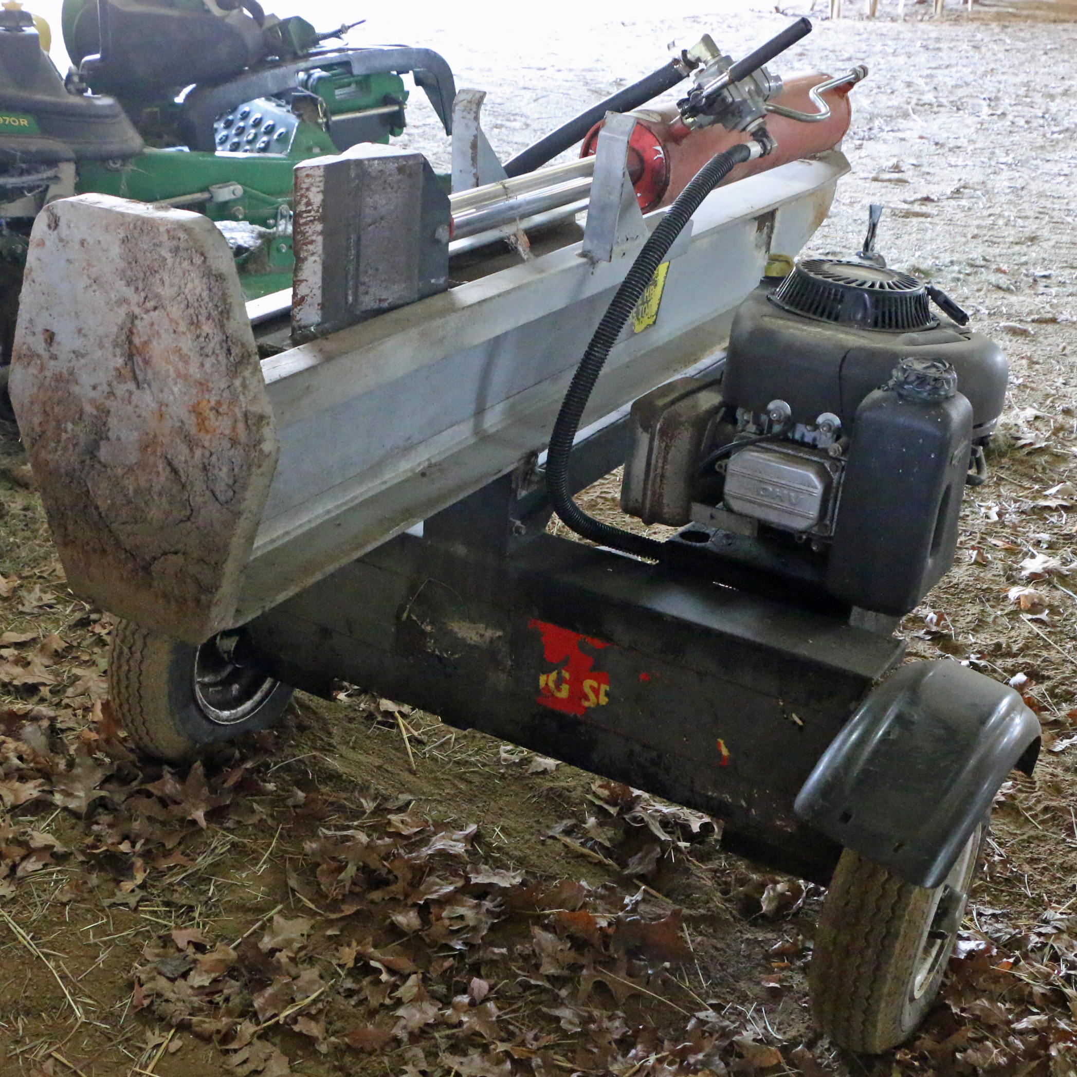 Tractor Supply Co. Log Splitter