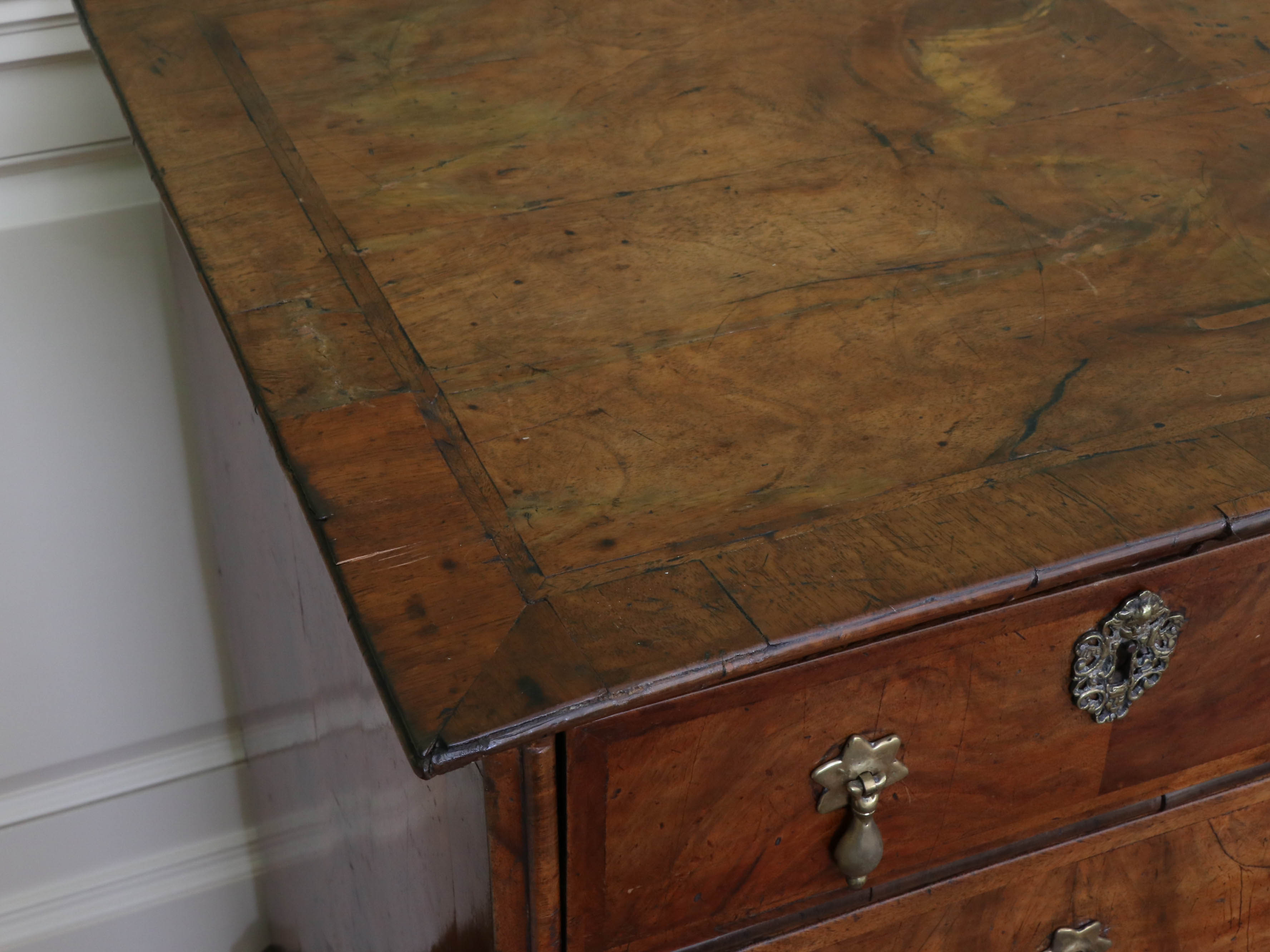 George II Walnut and Featherbanded Chest of Drawers, Mid-18th Century