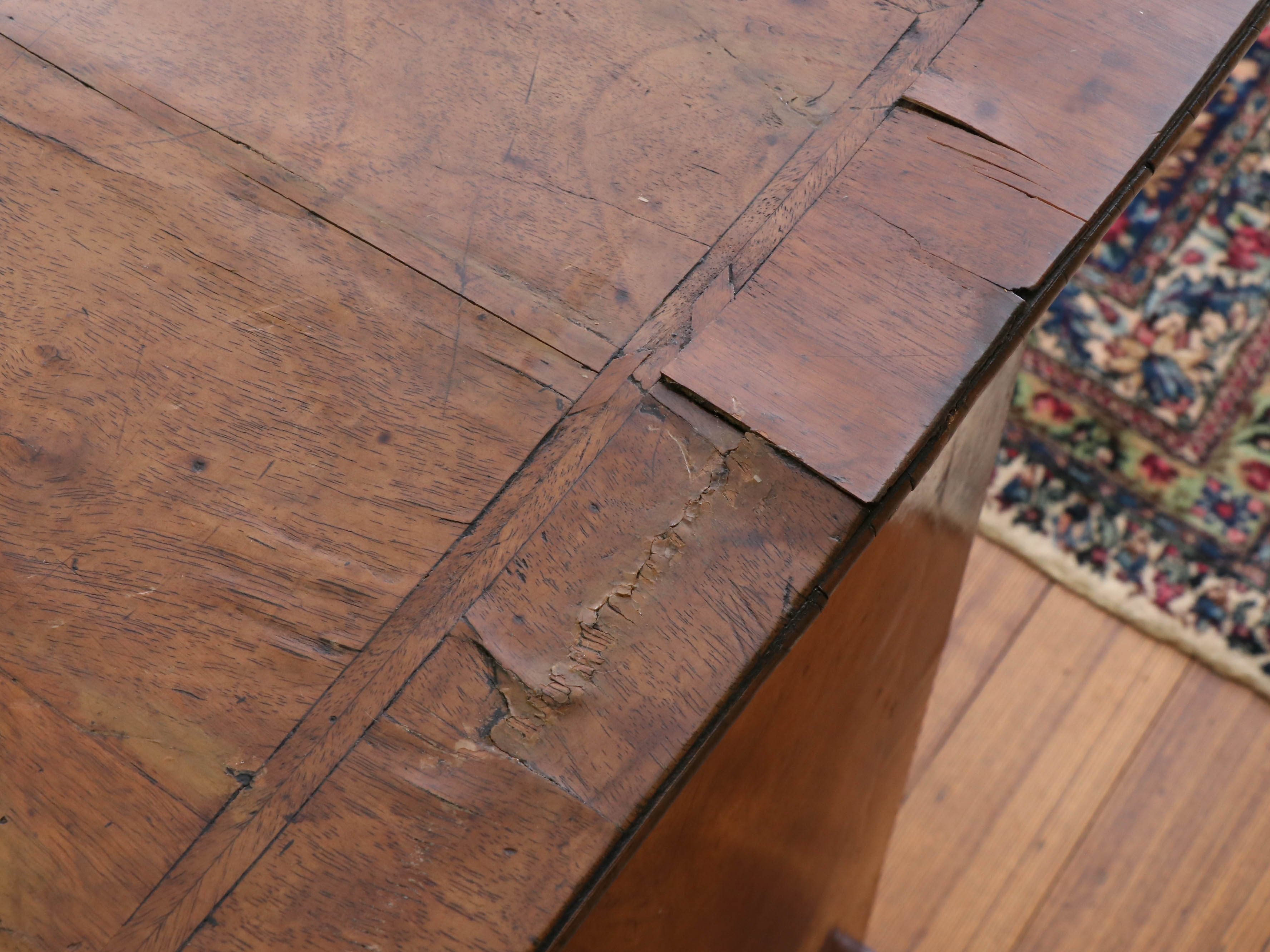 George II Walnut and Featherbanded Chest of Drawers, Mid-18th Century