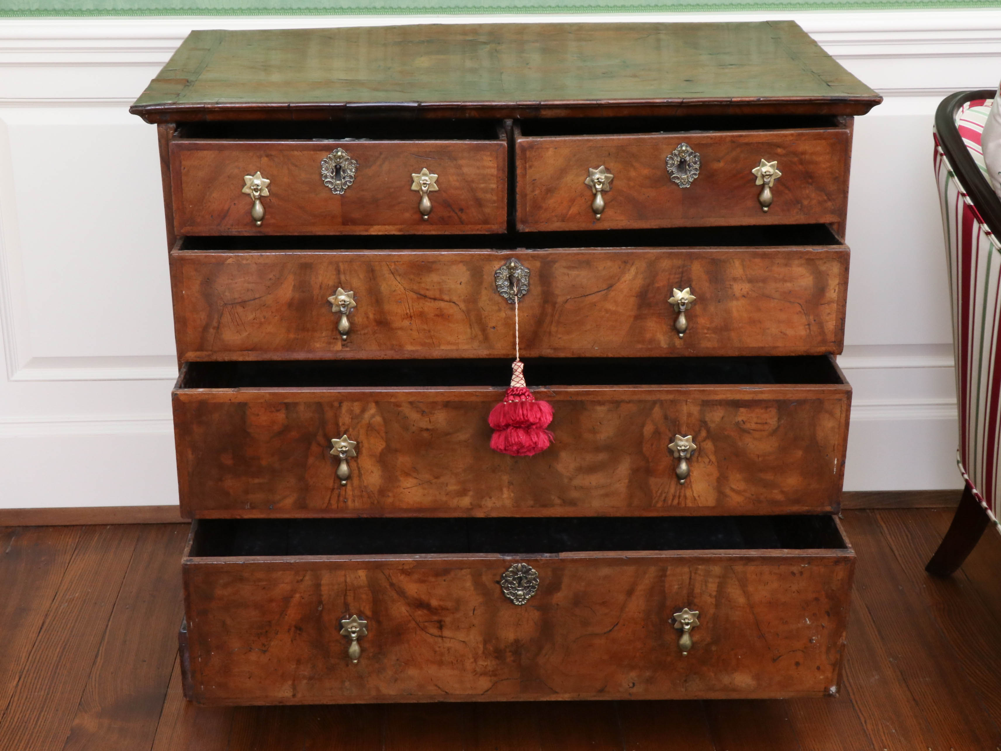 George II Walnut and Featherbanded Chest of Drawers, Mid-18th Century
