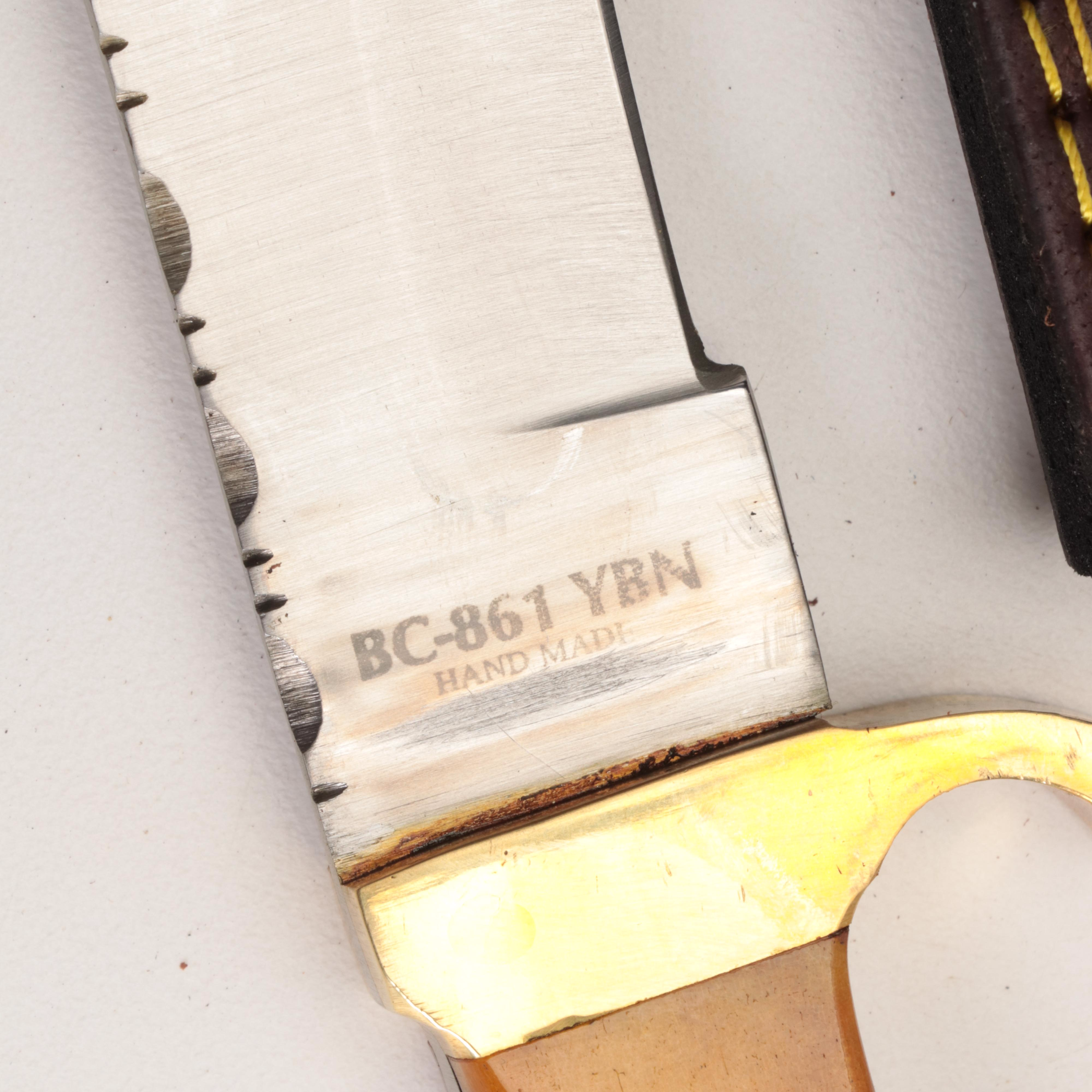 "Bone Collector" BC-861 YBN Knife with Scabbard