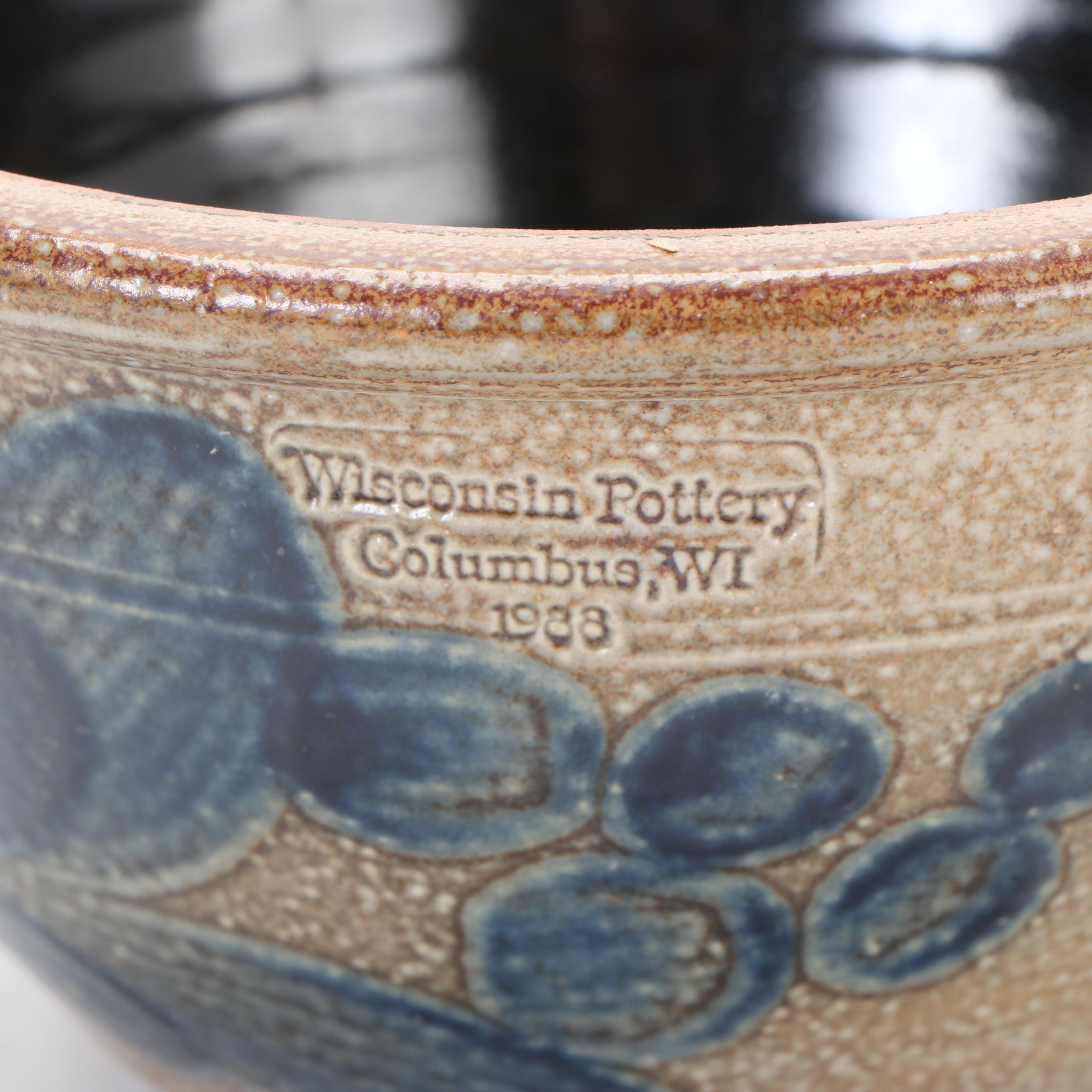Wisconsin Pottery Stoneware Mixing Bowls and Strainer Bowl, 1980s