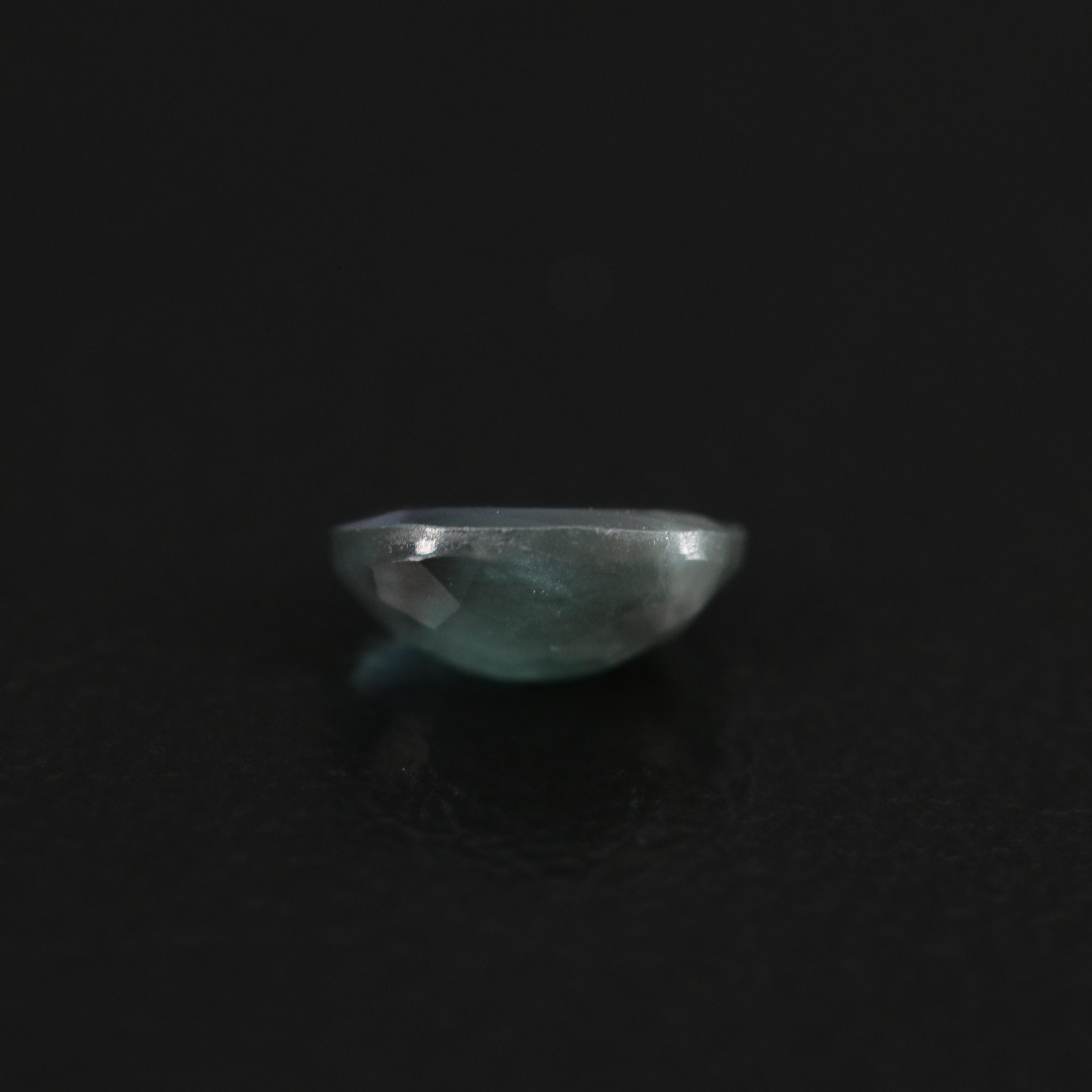 Loose 0.60 CT Color Changing Alexandrite