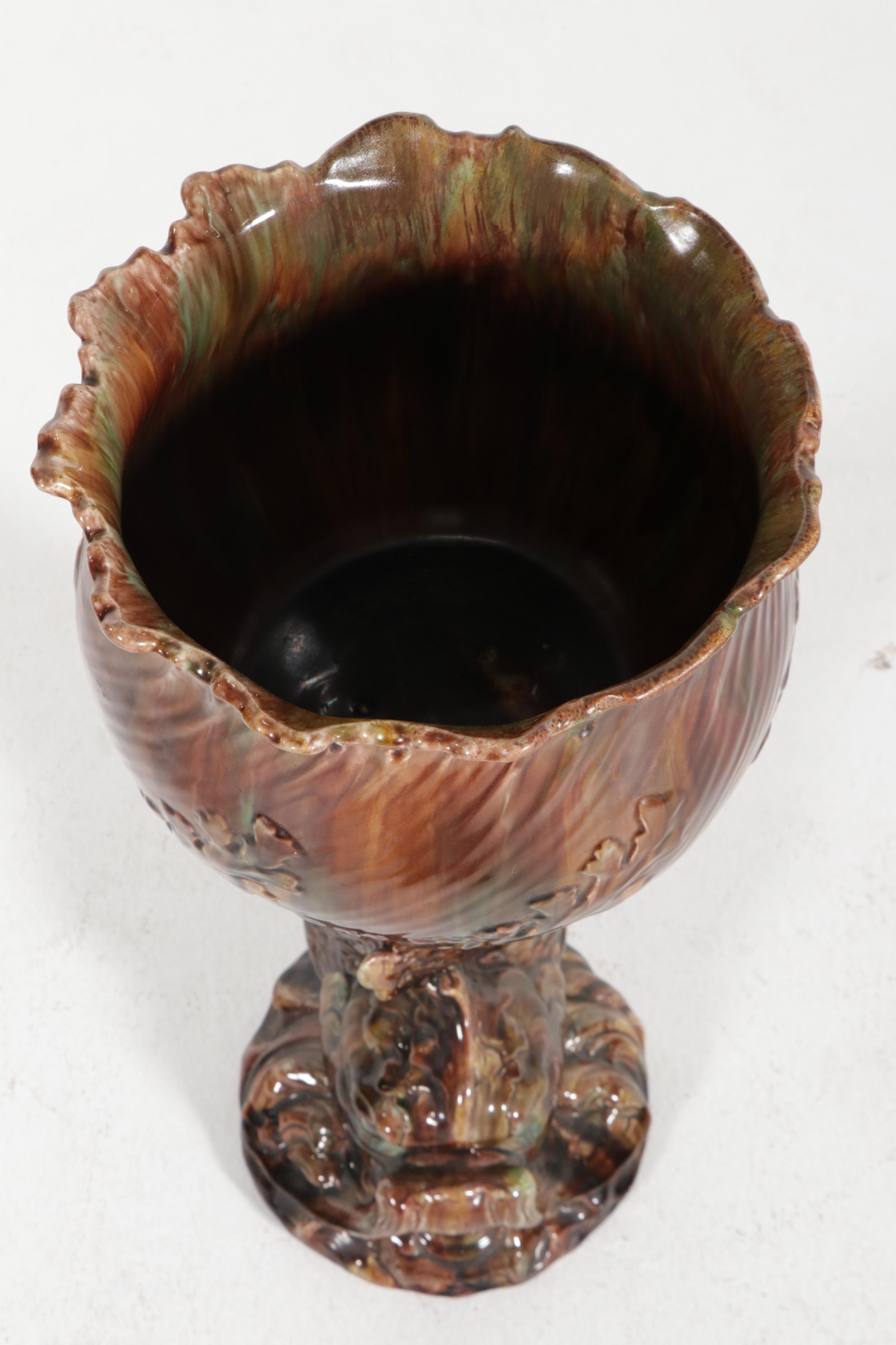 Wannopee Ceramic Majolica Leaf-Form Jardinière on Dolphin Stand