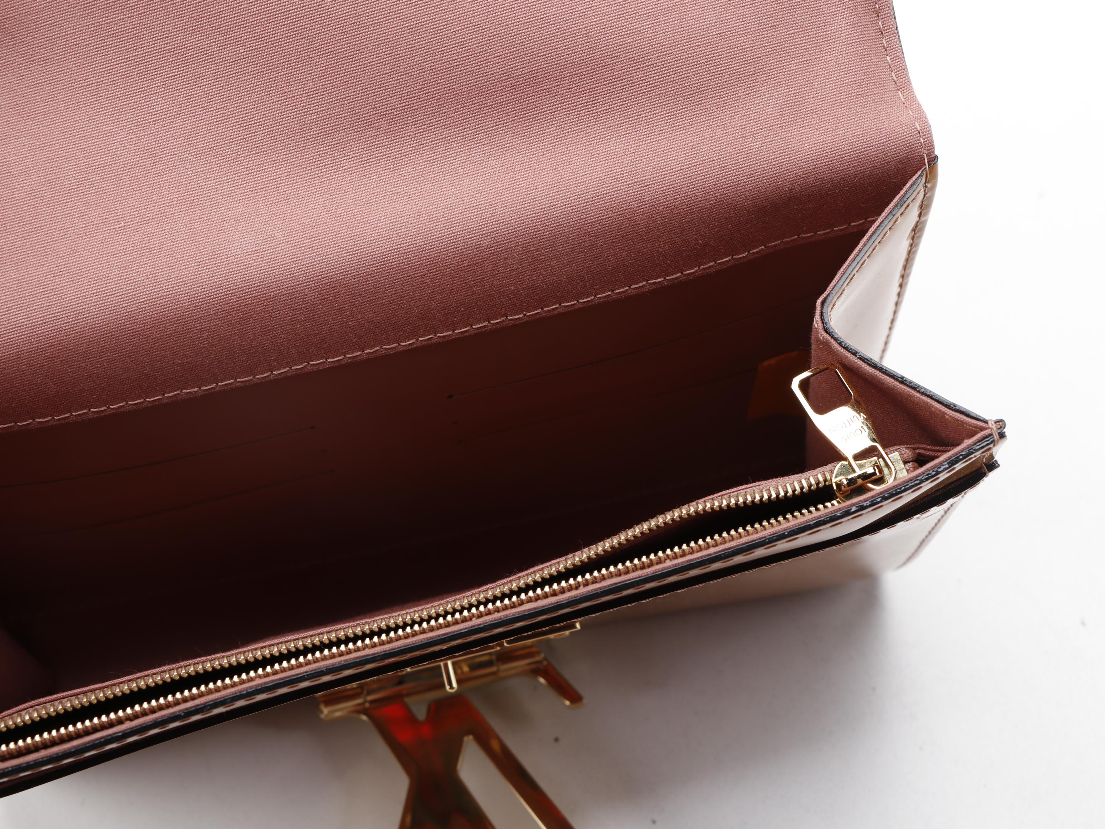 Louis Vuitton Louise MM Clutch in Patent Leather