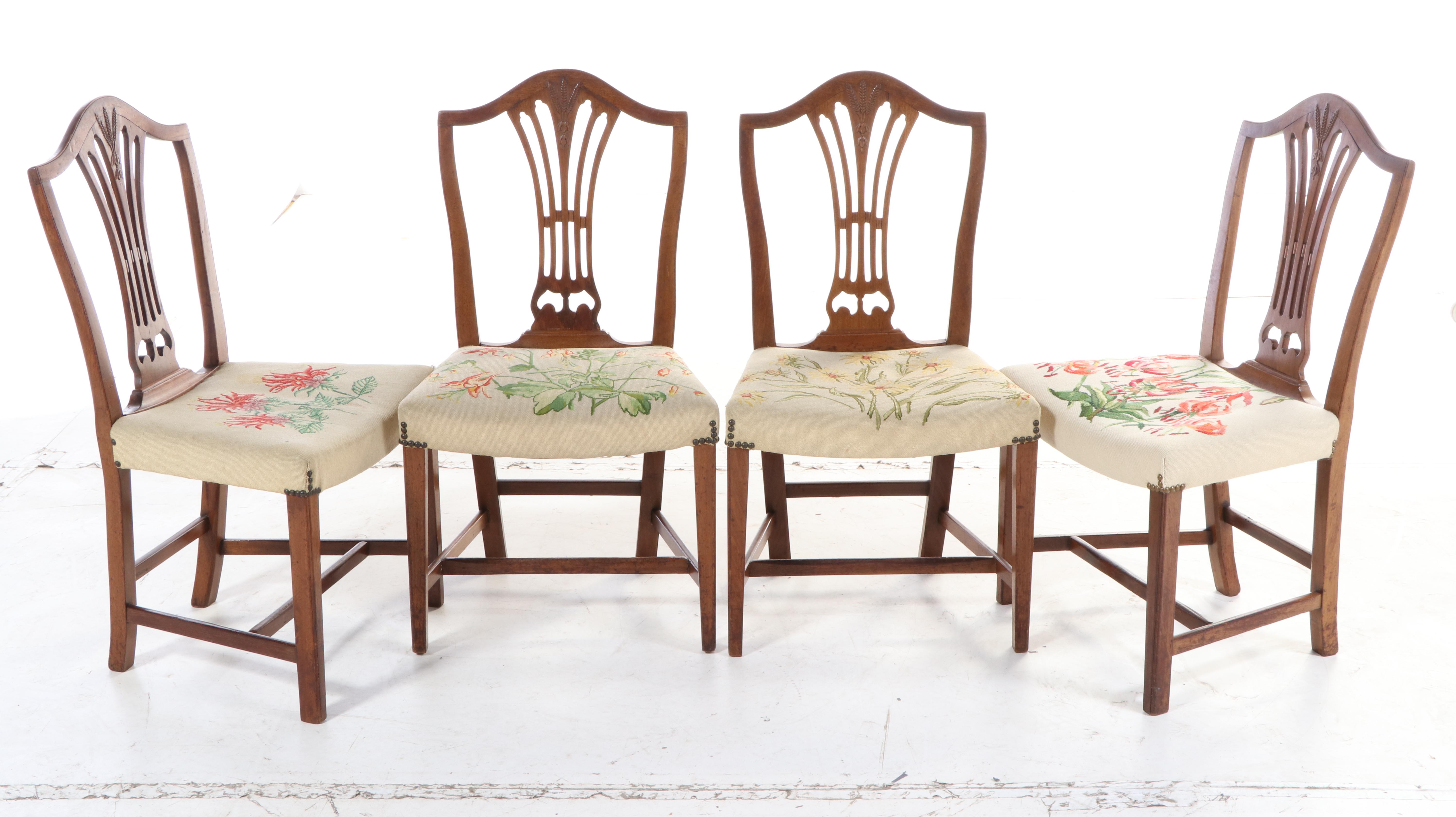 Hepplewhite Style Mahogany Dining Chairs, Mid 20th Century