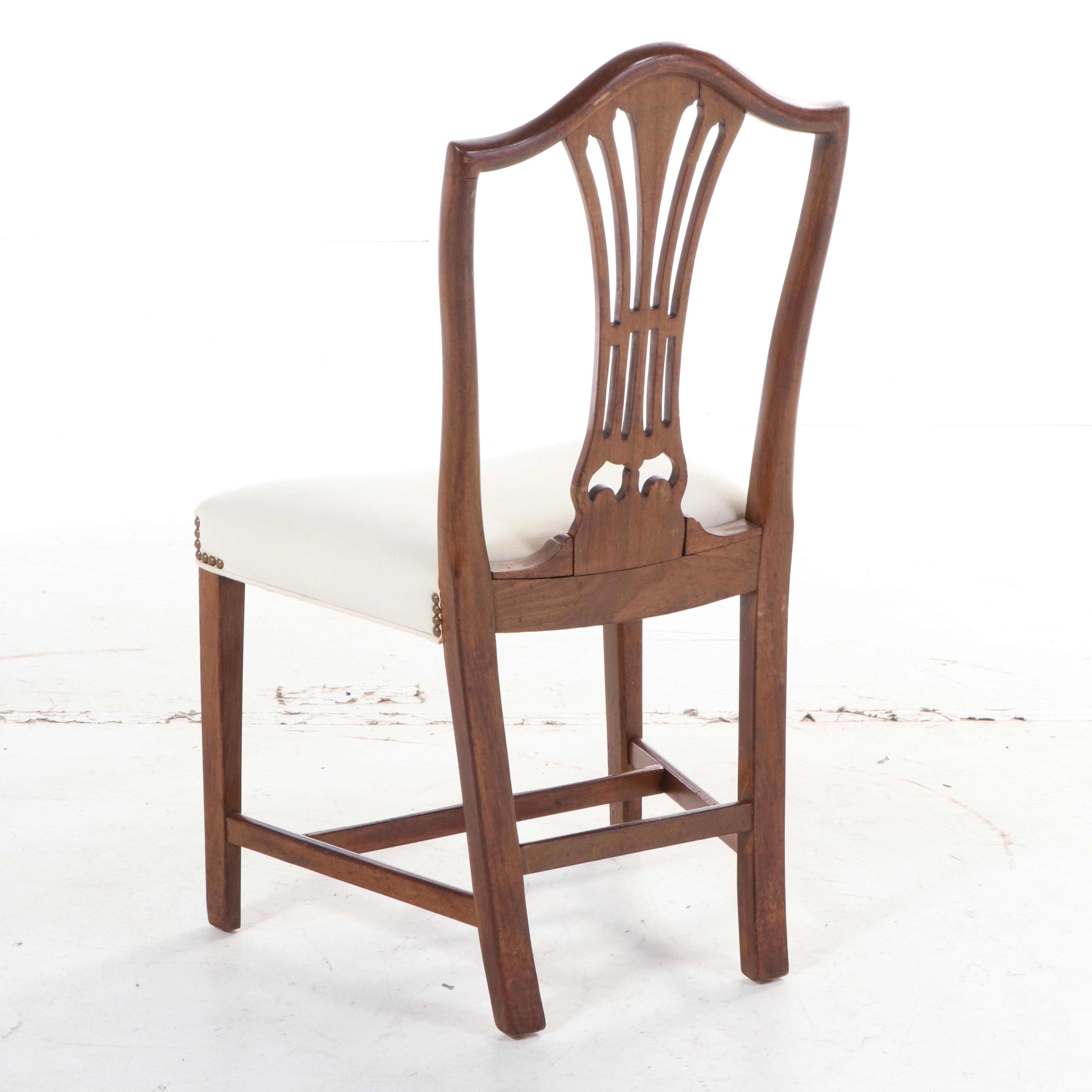 Hepplewhite Style Mahogany Dining Chairs, Mid 20th Century