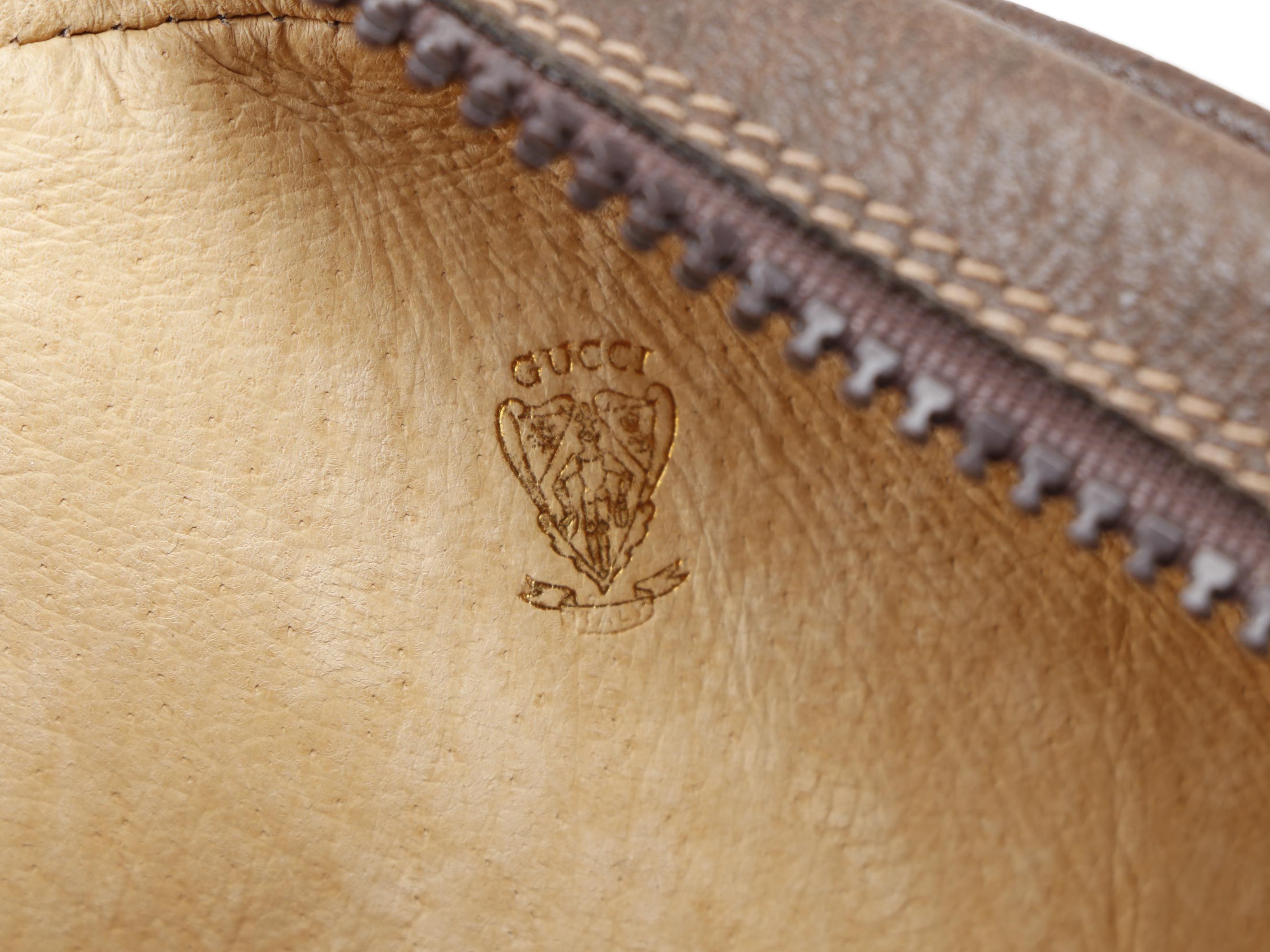 Gucci GG Supreme Horsebit Shoulder Bag