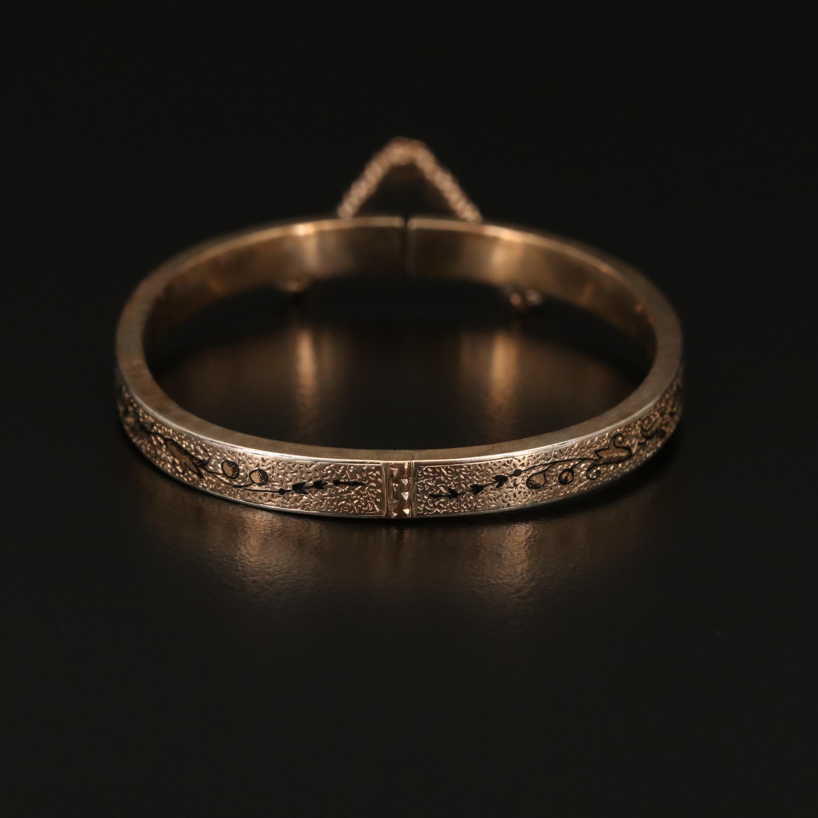 Victorian Taille d'Epargné Hinged Bangle Bracelet