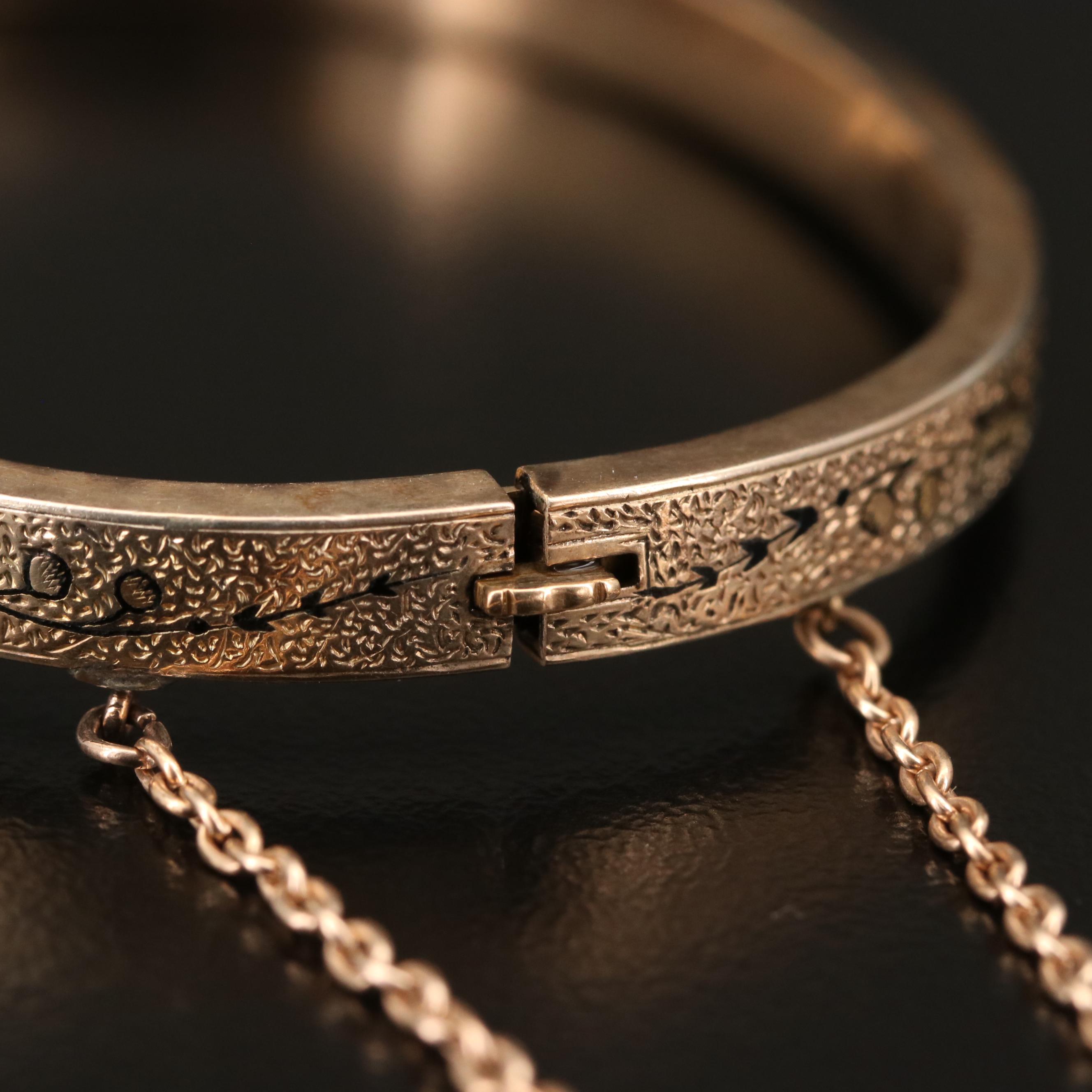 Victorian Taille d'Epargné Hinged Bangle Bracelet