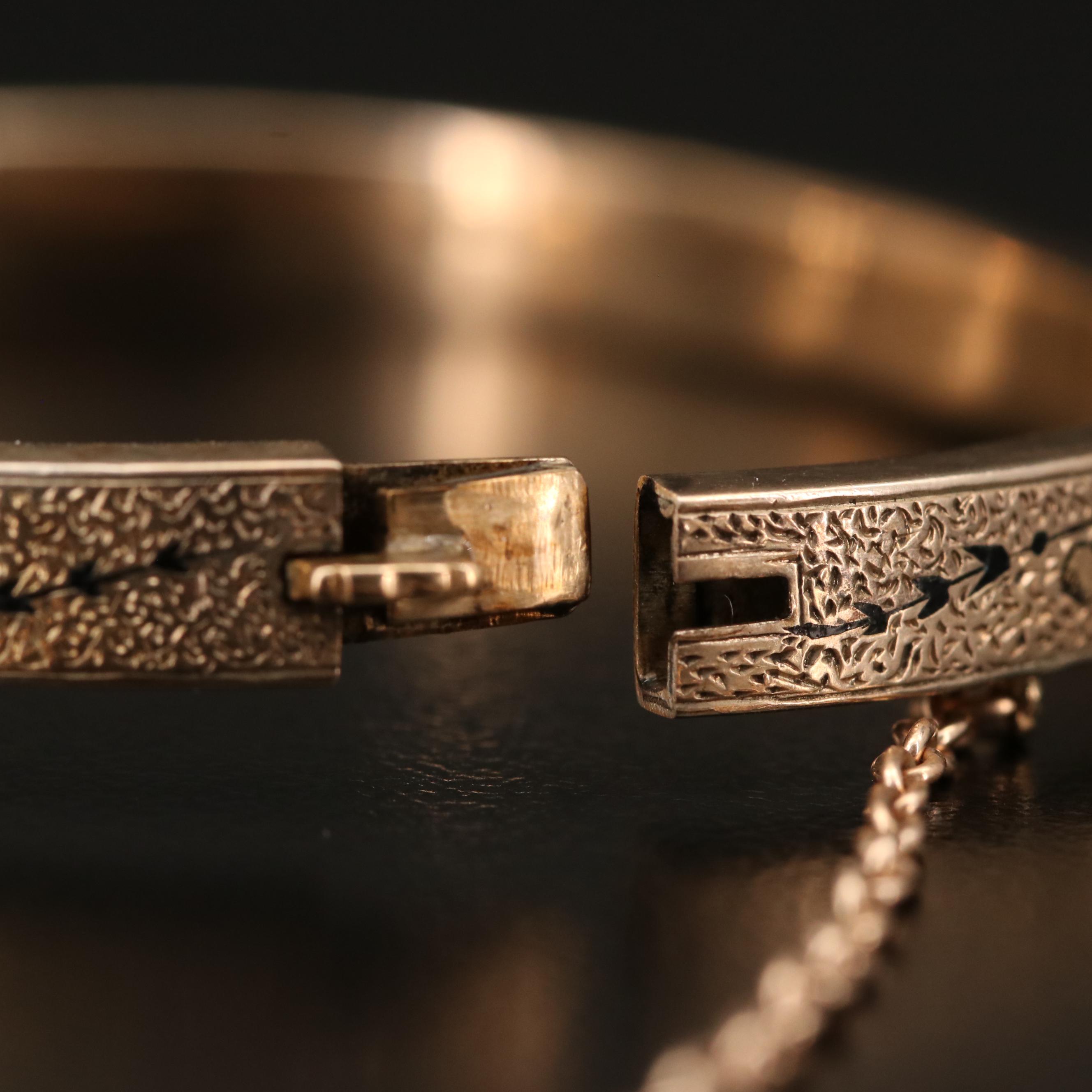 Victorian Taille d'Epargné Hinged Bangle Bracelet
