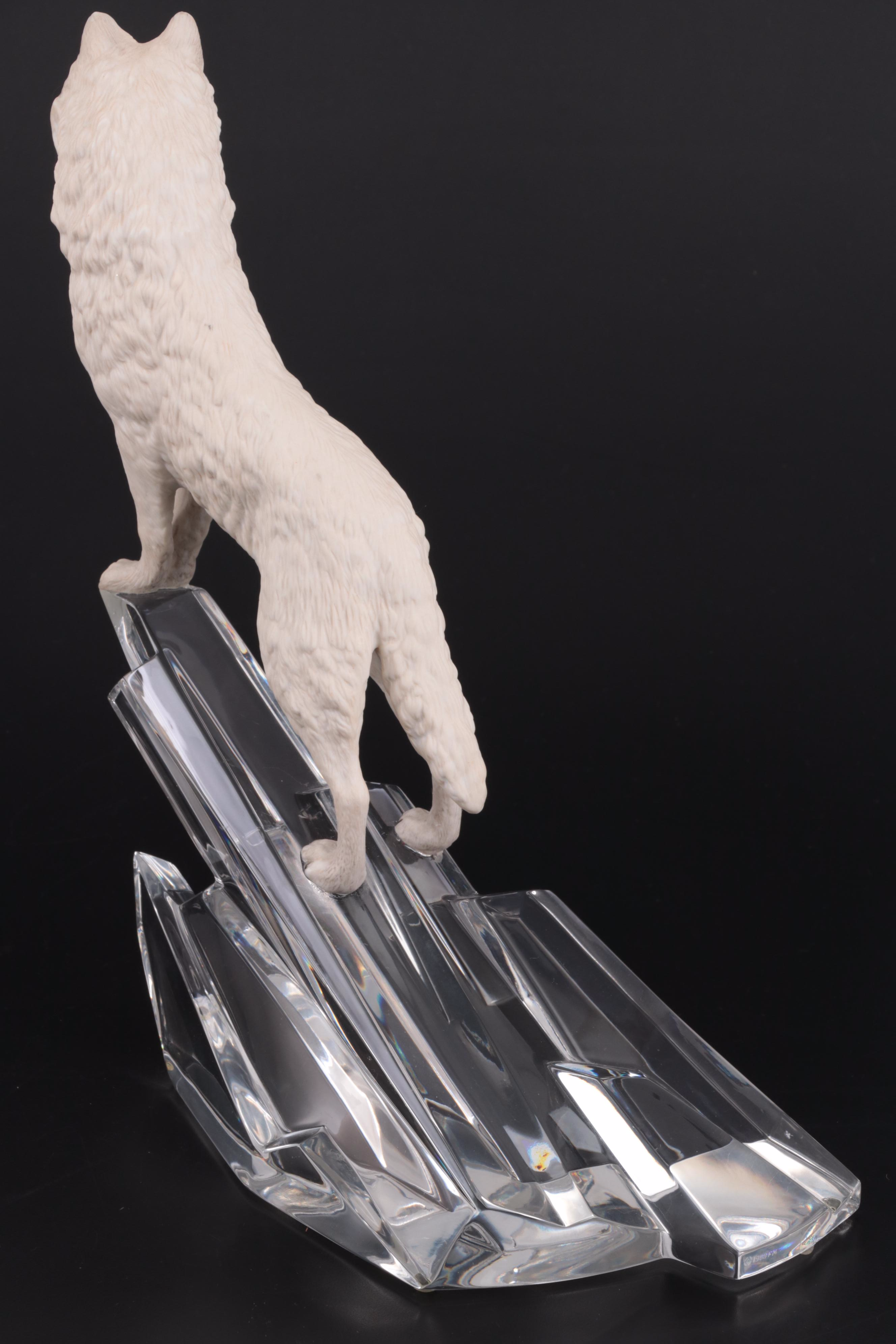 Franklin Mint "Cry of the North" Porcelain Wolf on Crystal Iceberg Figurine