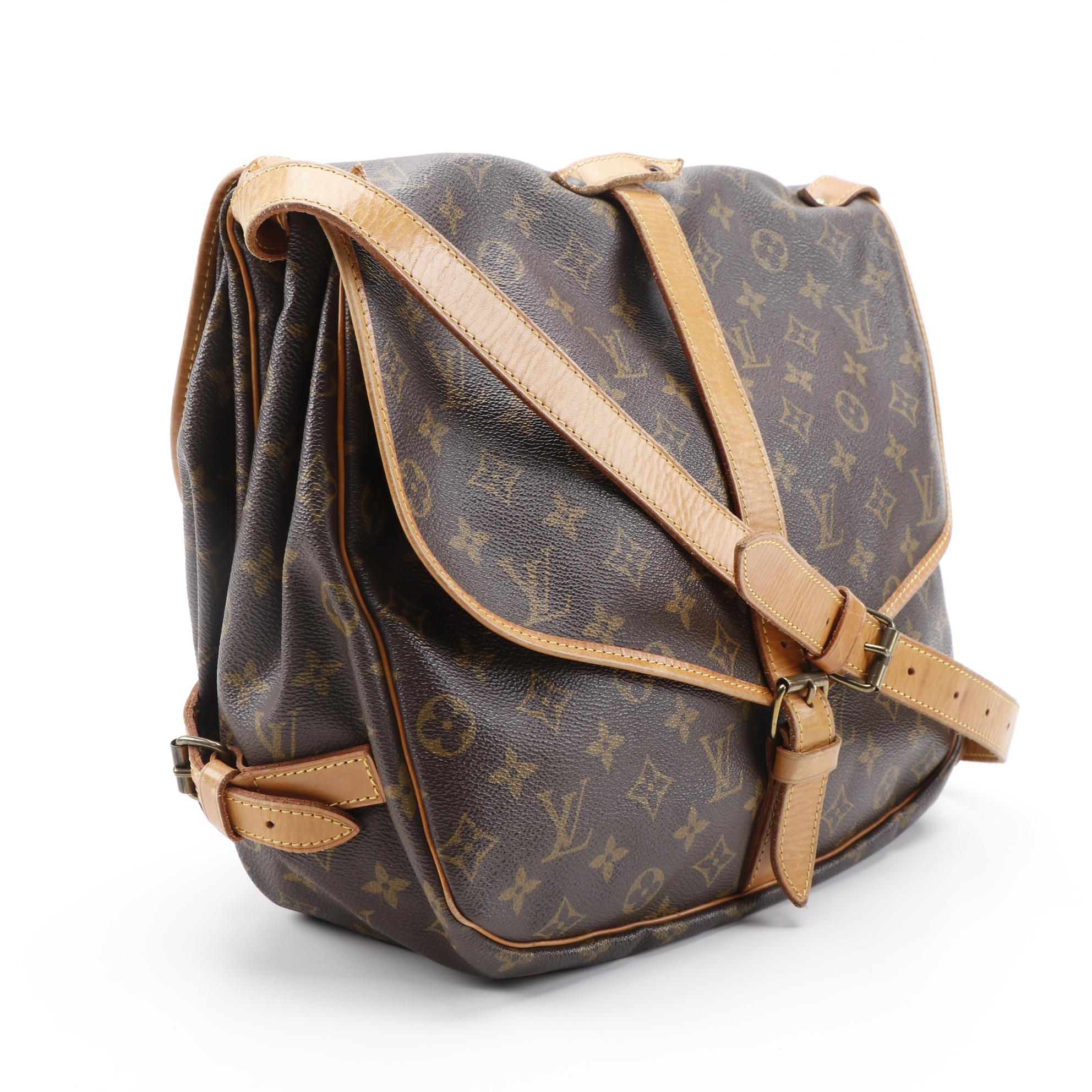 Louis Vuitton Saumur 35 Messenger Bag in Monogram Canvas and Vachetta Leather