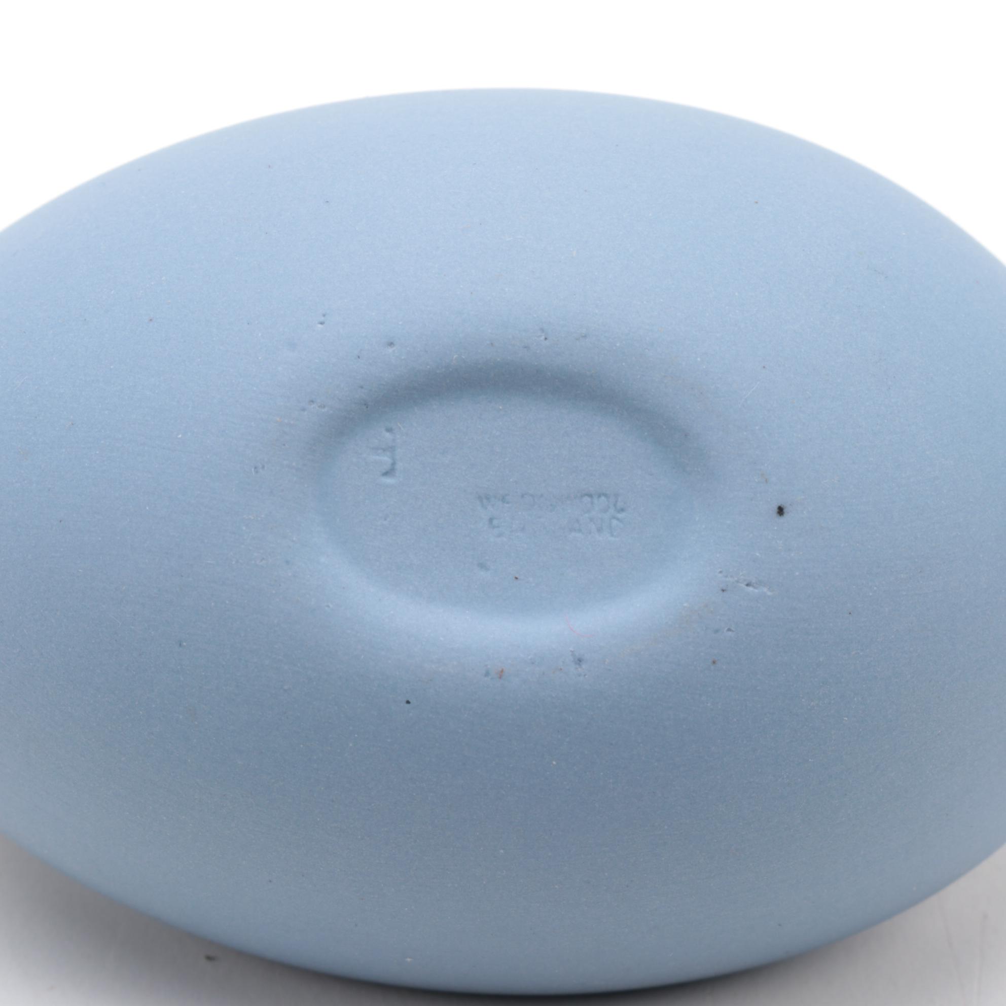 Wedgwood Jasperware Sparrow Egg Box, Late 20th Century