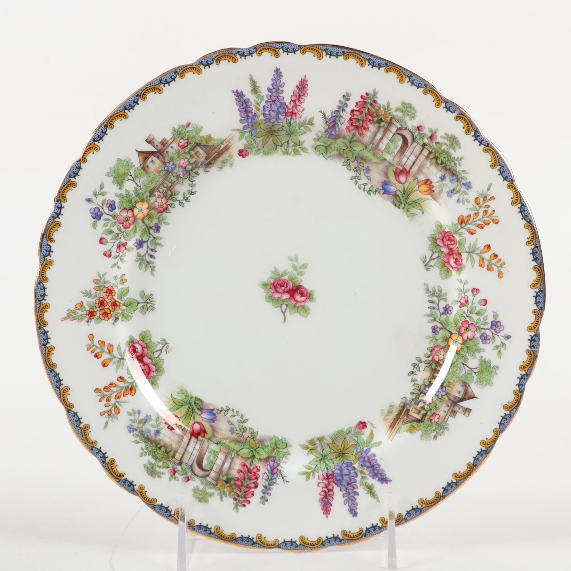 Aynsley "Garden Gate" Porcelain Dinnerware, Mid to Late 20th C.
