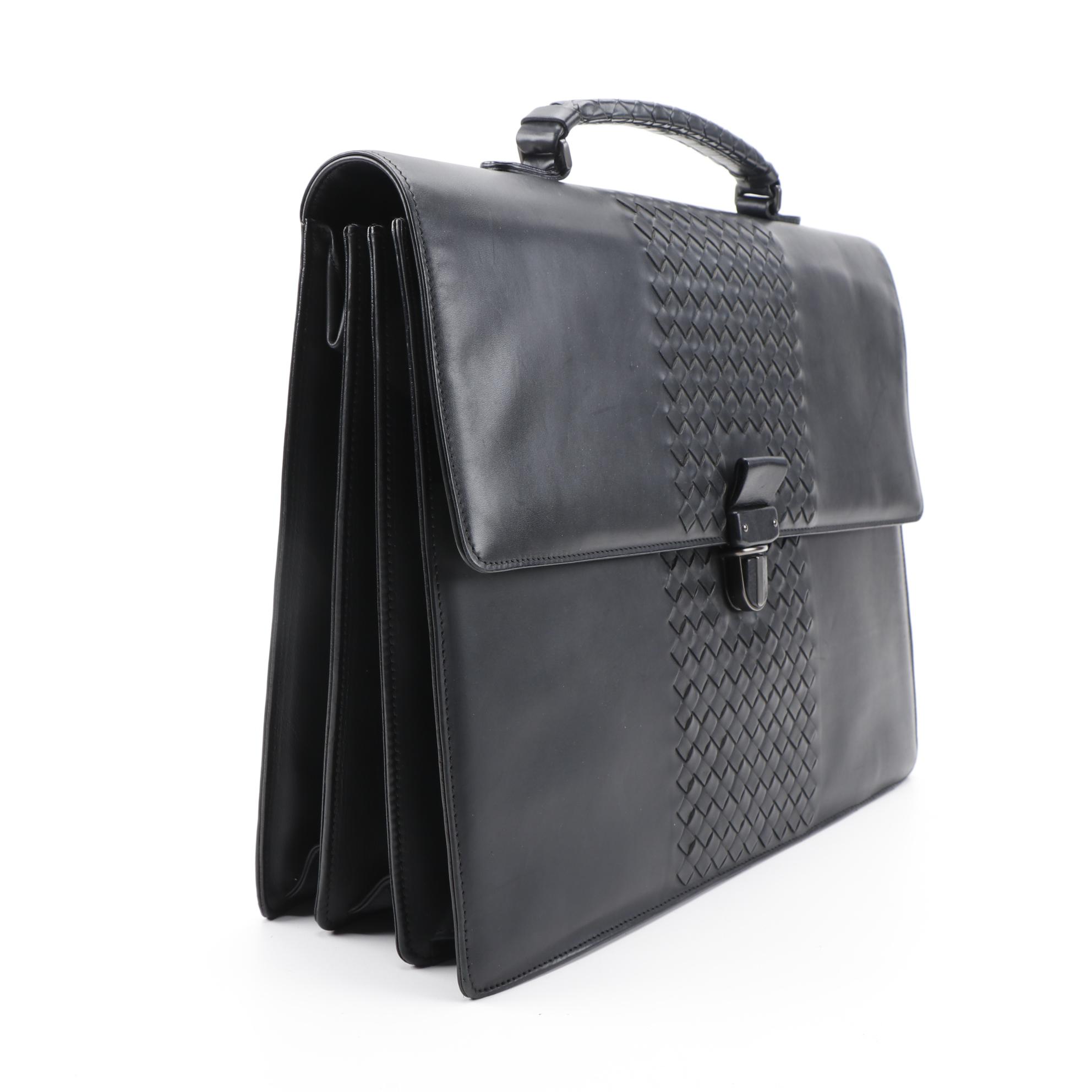 Bottega Veneta Envelope Briefcase in Black Leather with Intrecciato Detail