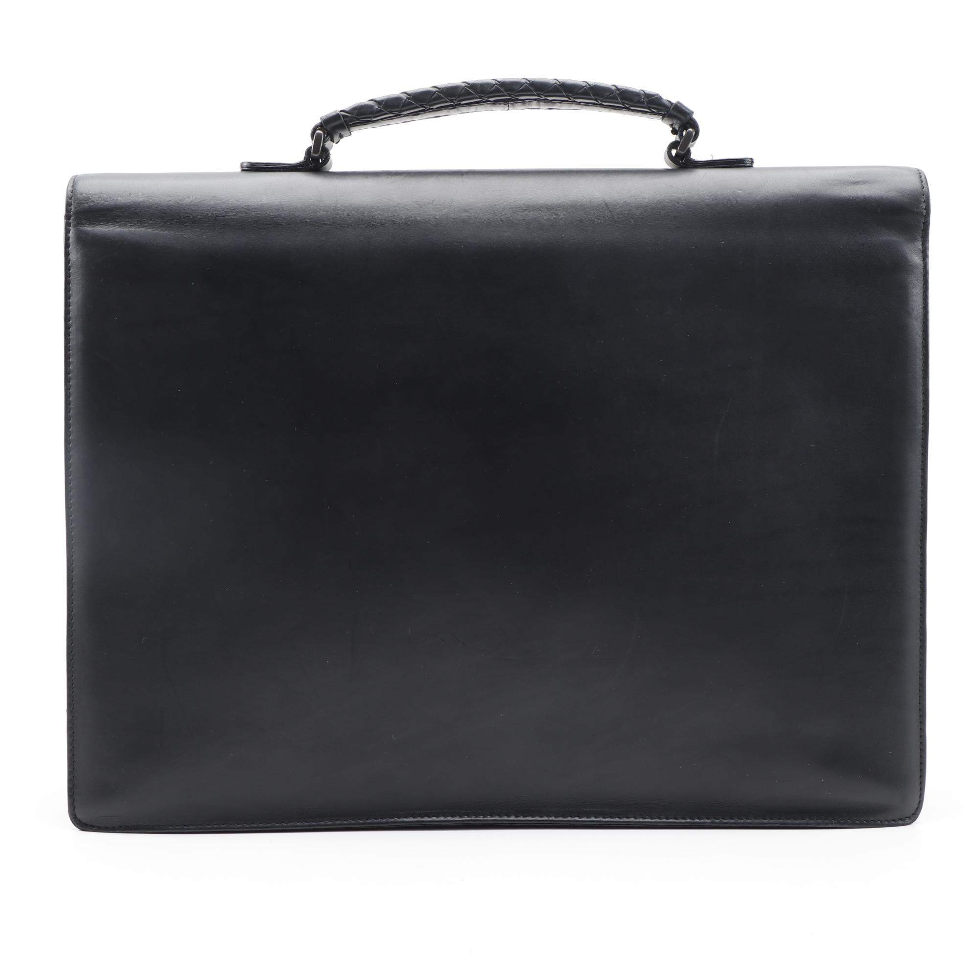 Bottega Veneta Envelope Briefcase in Black Leather with Intrecciato Detail