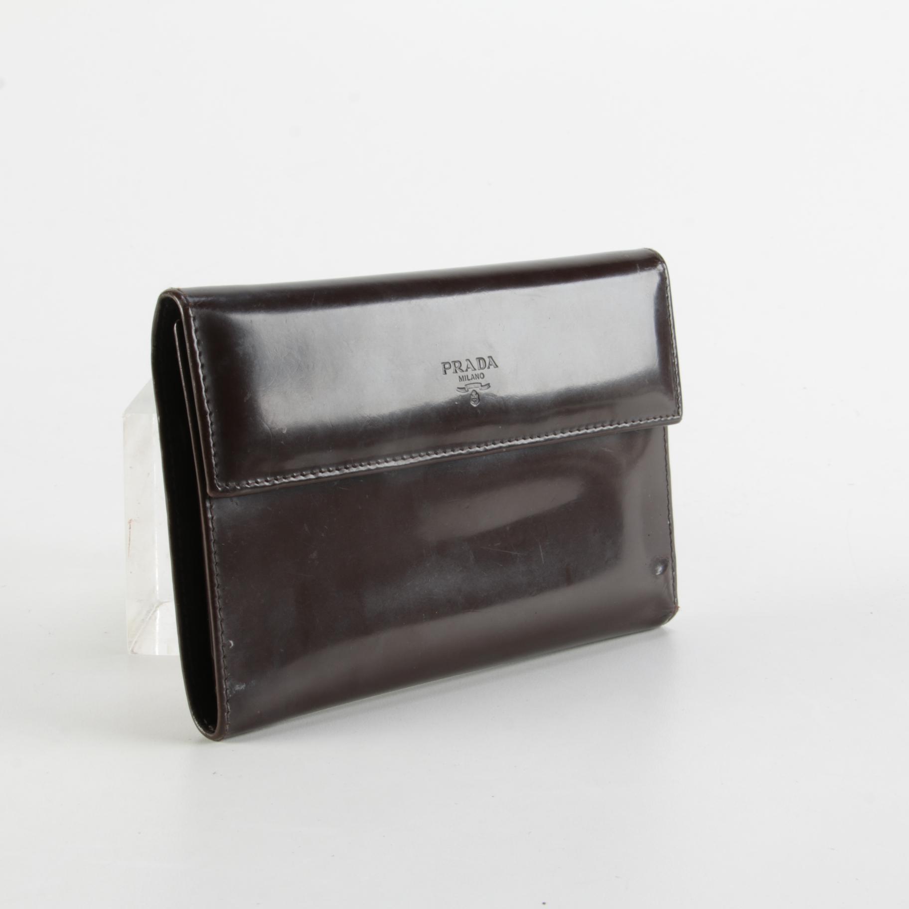 Prada Bifold Flap Wallet in Brown Spazzolato Leather