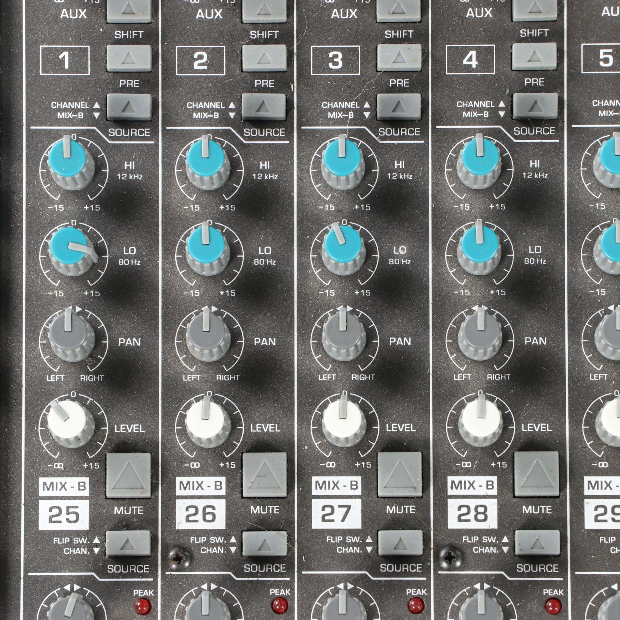 Behringer Eurodesk MX8000 Mixing Console with Road Case