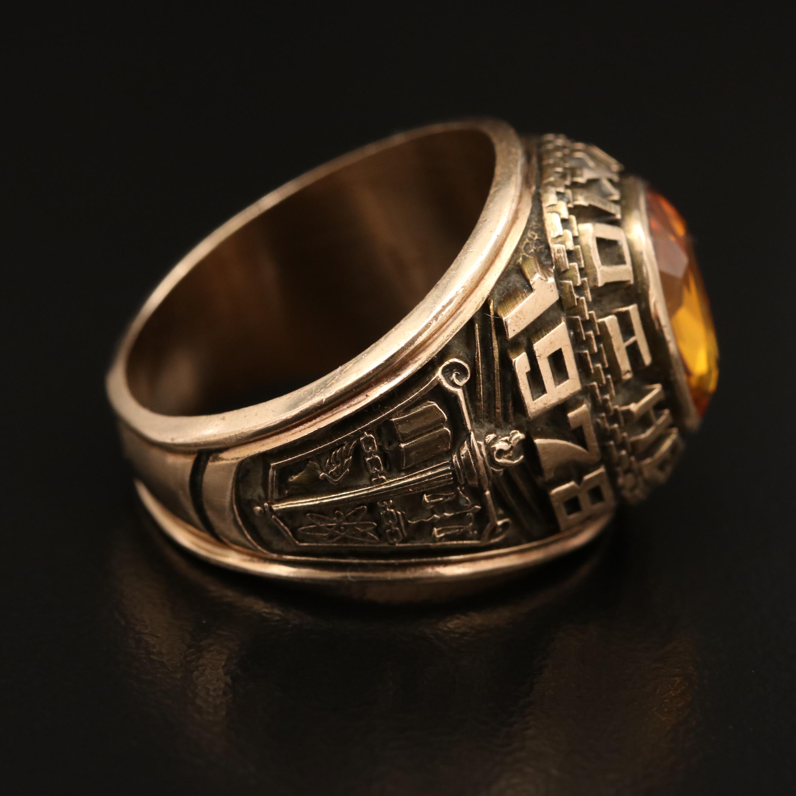 Vintage Balfour 10K Sapphire High School Class Ring