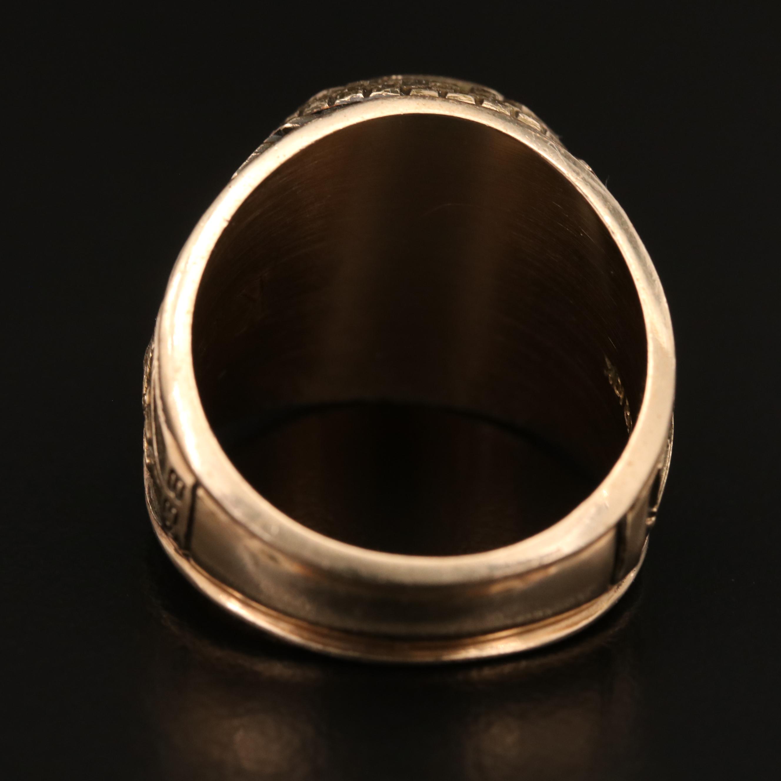 Vintage Balfour 10K Sapphire High School Class Ring